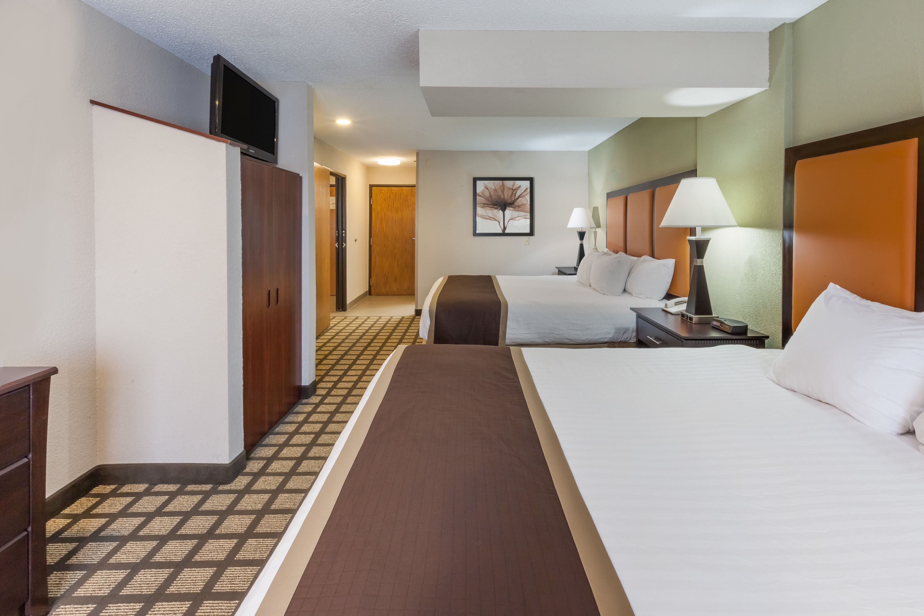 Baymont By Wyndham Gaylord Gaylord Mi Hotels