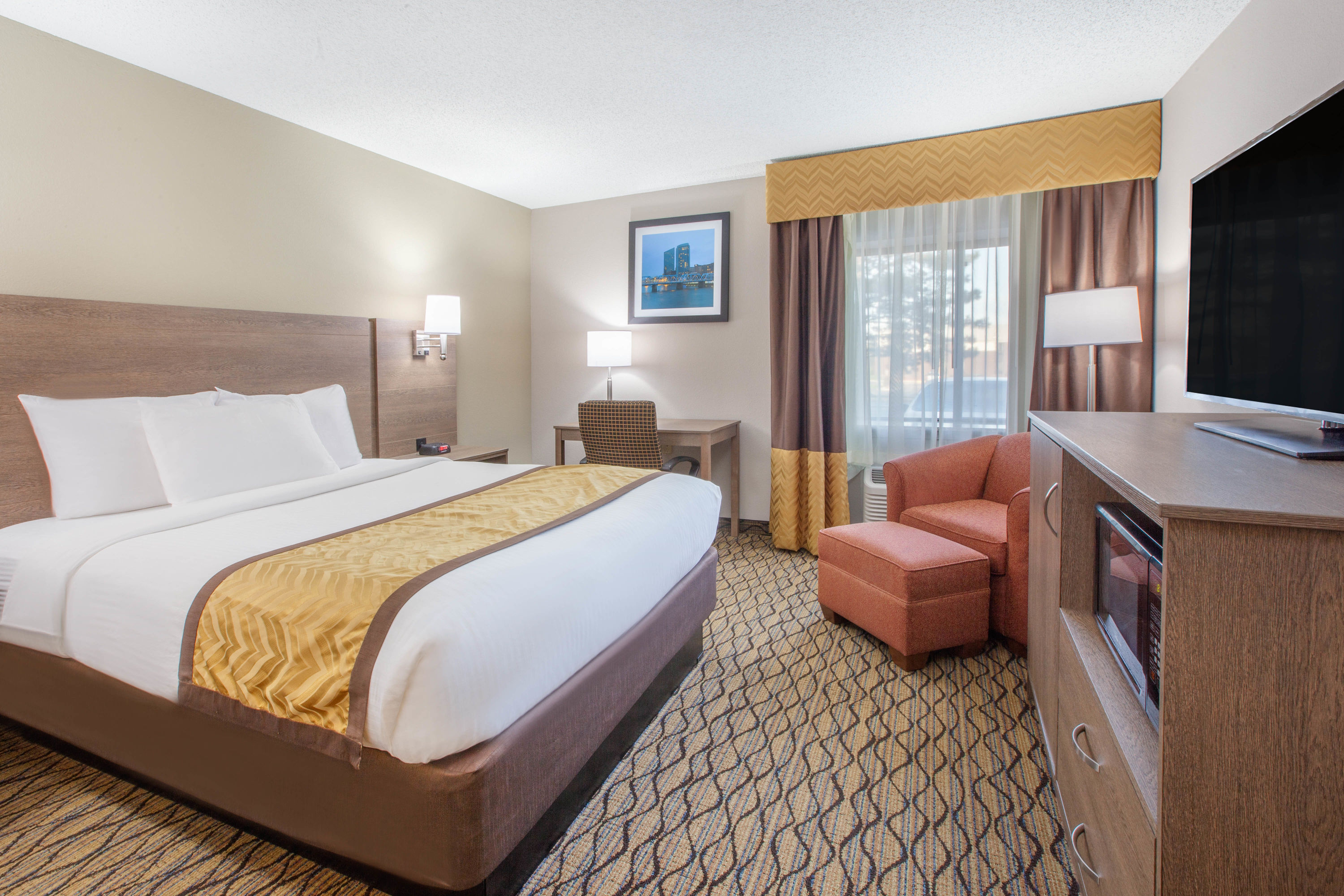 Baymont By Wyndham Grand Rapids Airport Grand Rapids Mi