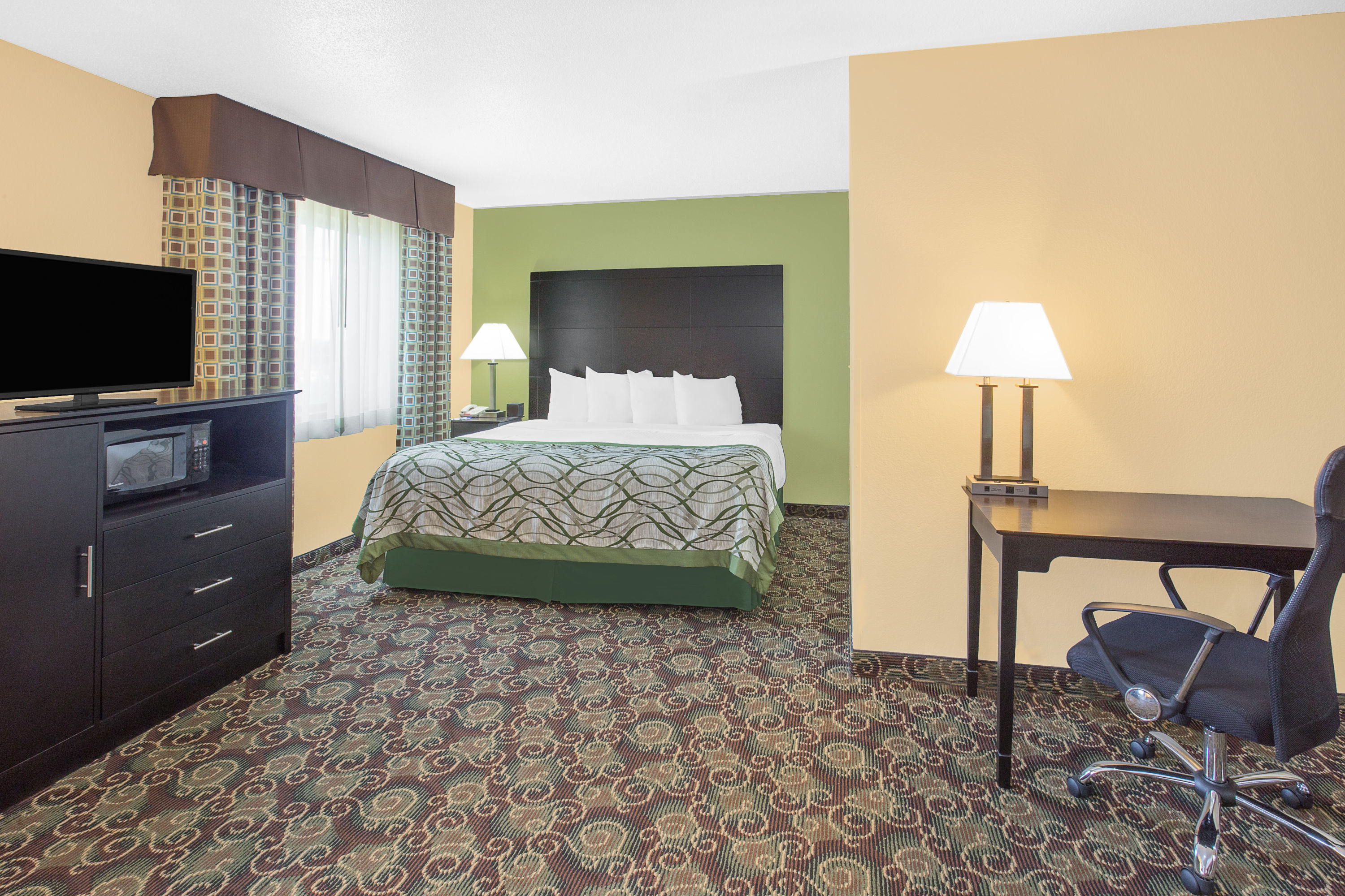 Baymont By Wyndham Holland Holland Mi Hotels