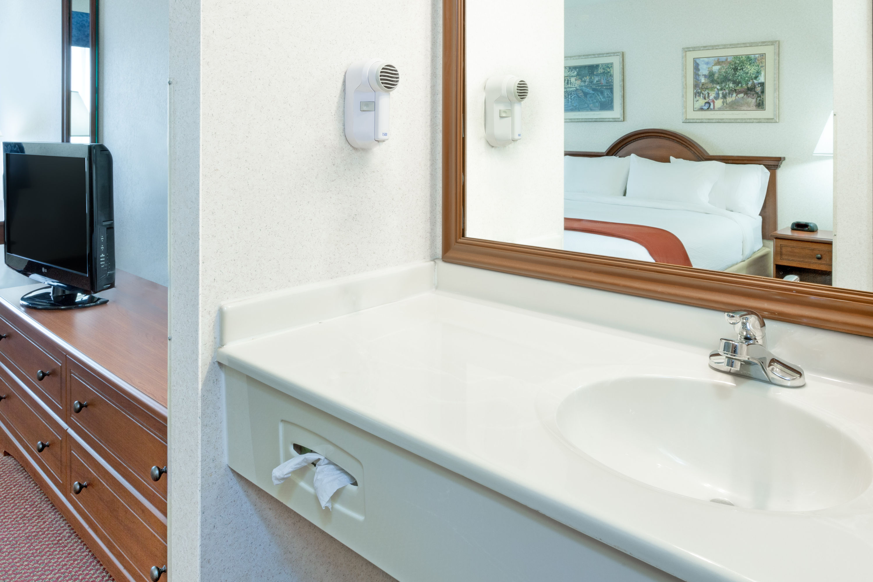 Guest room bath at the Baymont by Wyndham Howell/Brighton in Howell, Michigan