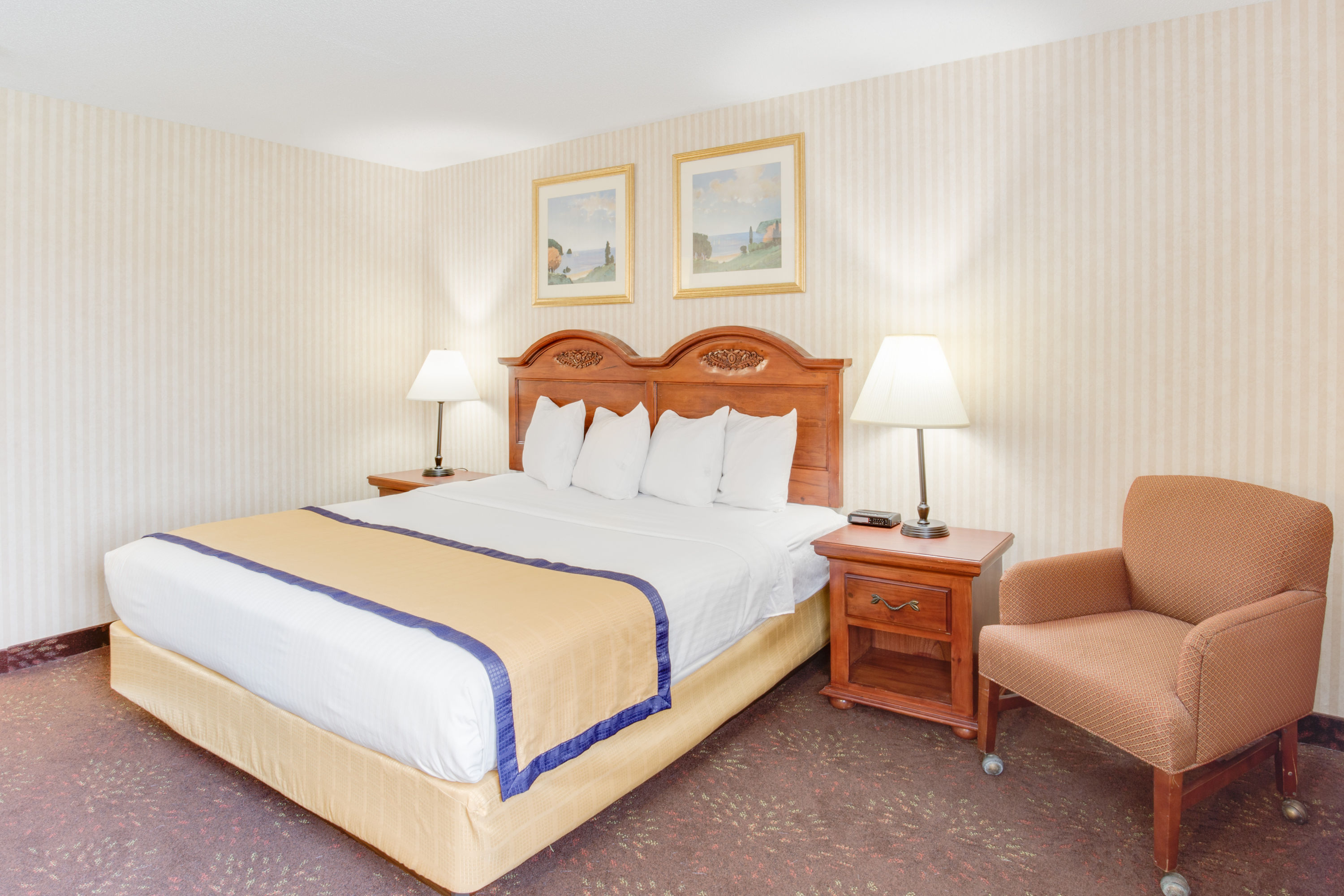 Baymont By Wyndham Kalamazoo Kalamazoo Mi Hotels