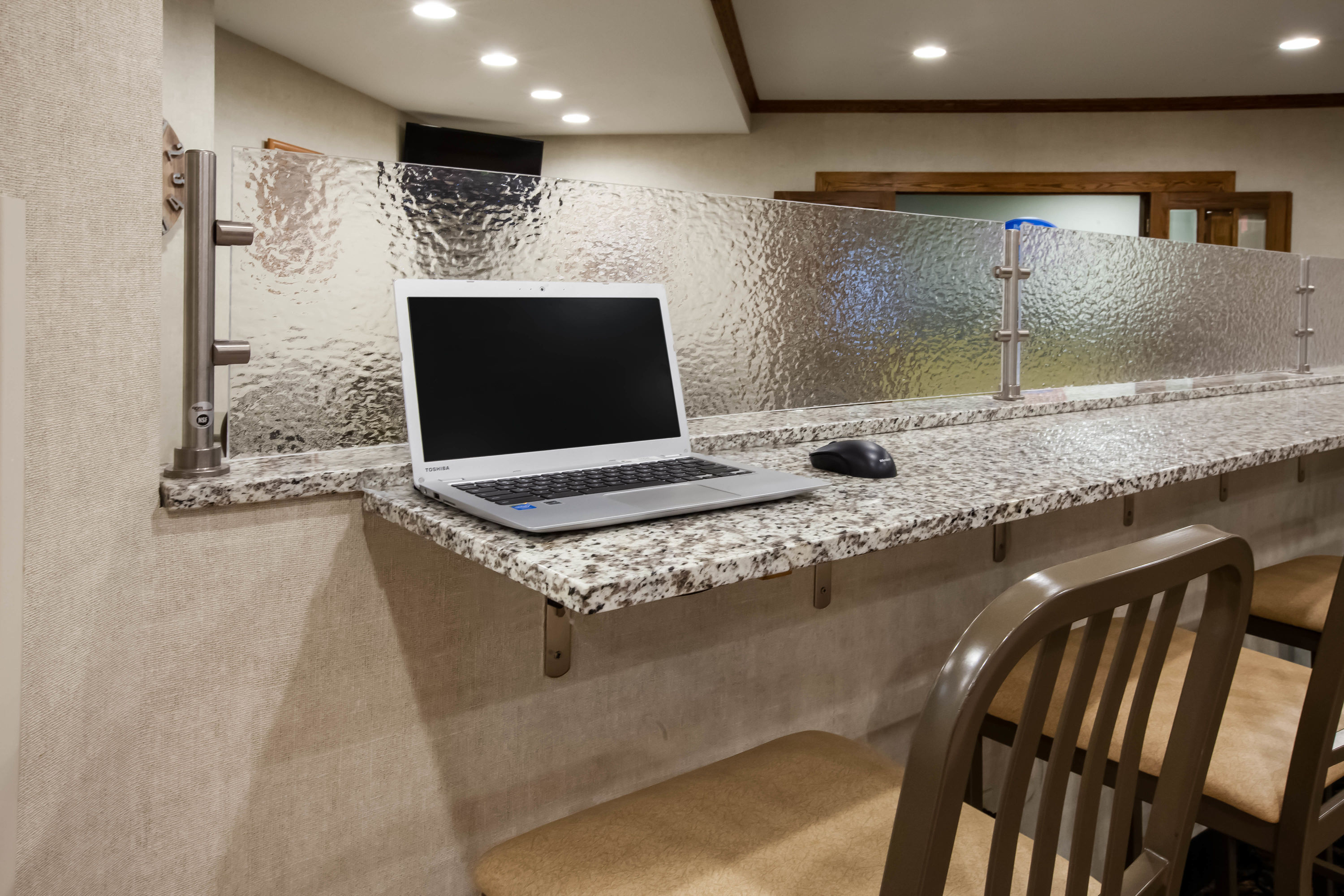 Baymont By Wyndham Mackinaw City Mackinaw City Mi Hotels
