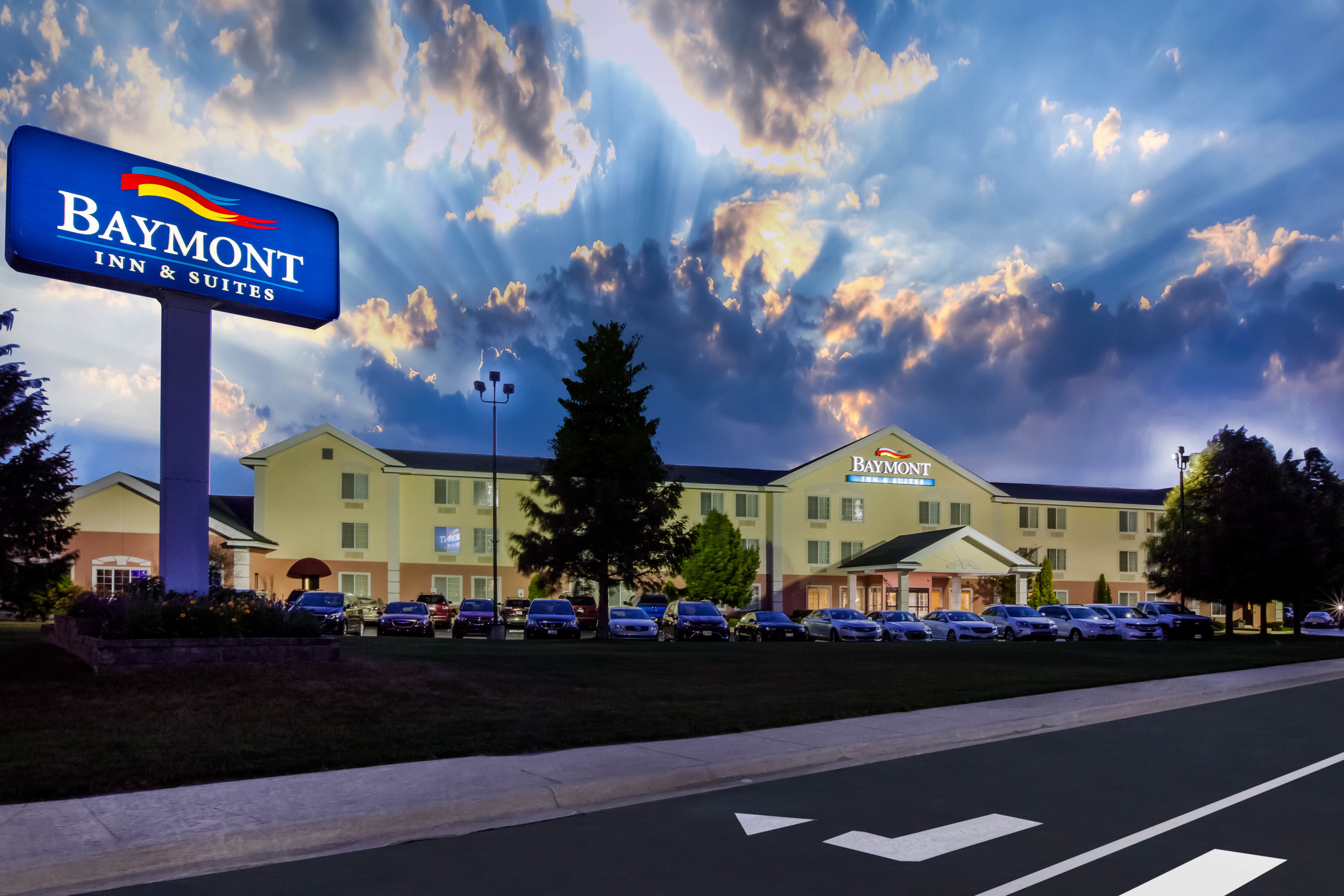 Baymont by Wyndham Mackinaw City Mackinaw City, MI Hotels