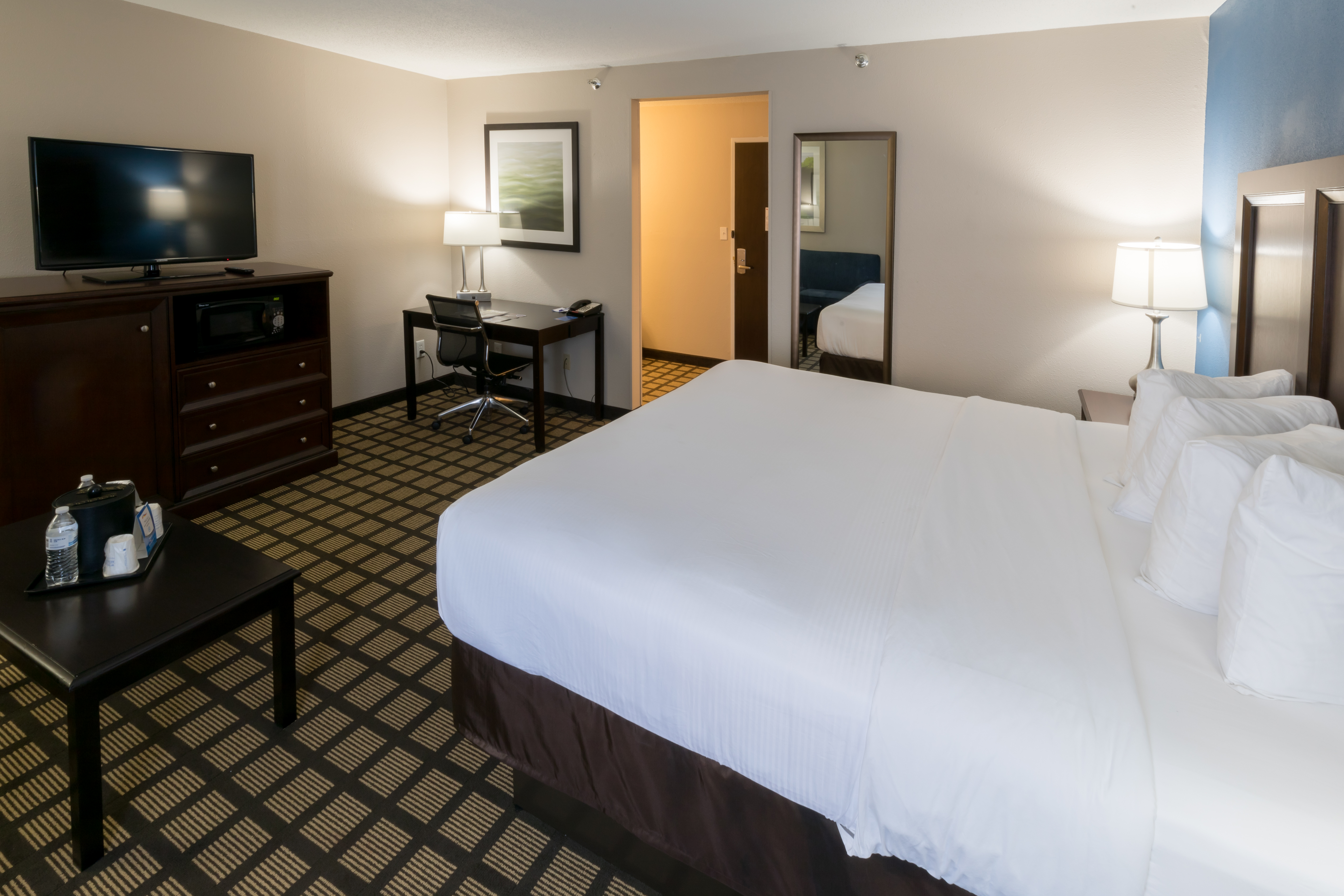 Guest room at the Baymont by Wyndham Detroit Airport/Romulus in Romulus, Michigan