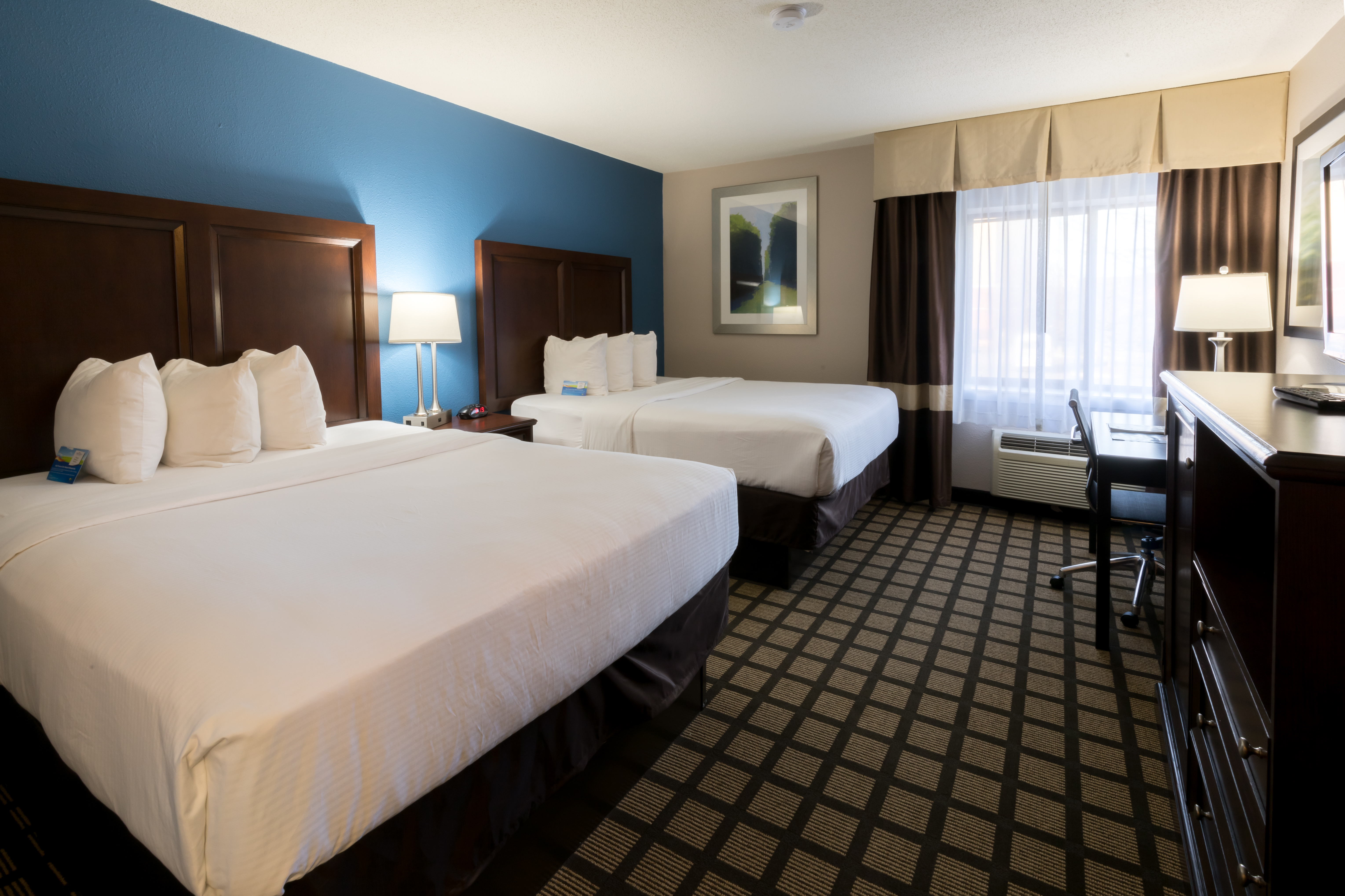 Guest room at the Baymont by Wyndham Detroit Airport/Romulus in Romulus, Michigan