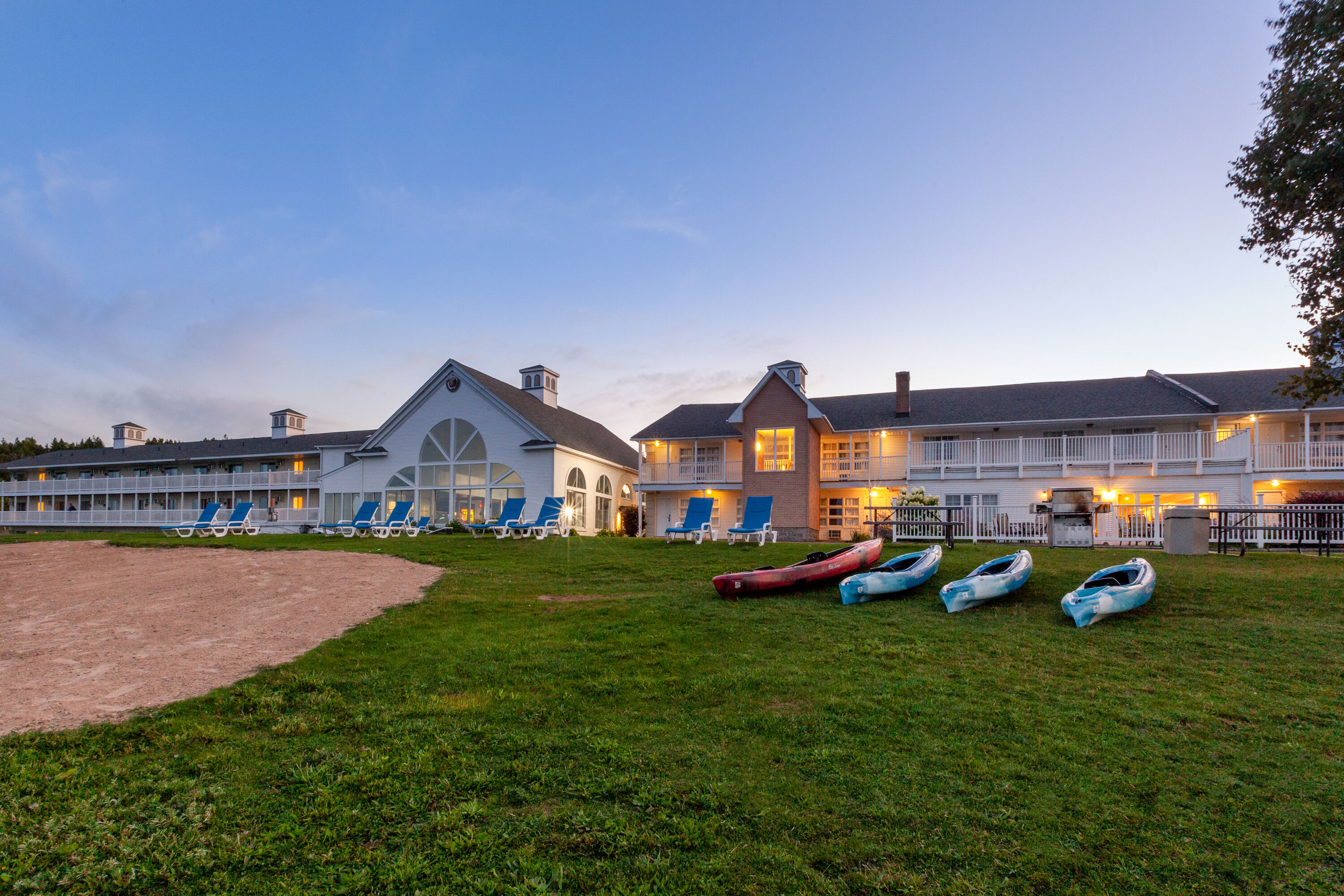Baymont by Wyndham St. Ignace Lakefront Saint Ignace, MI Hotels