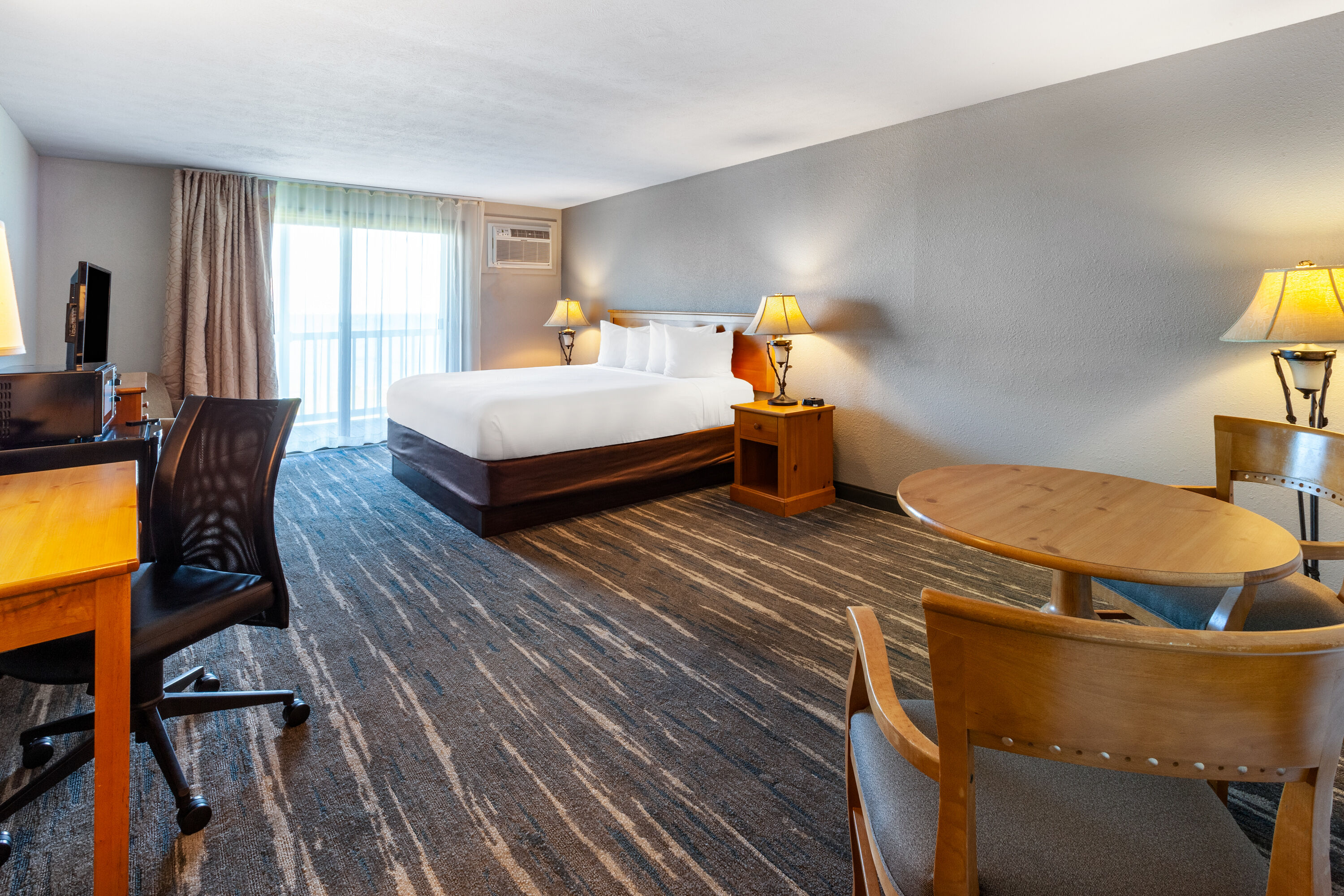 Guest room at the Baymont by Wyndham St. Ignace Lakefront in Saint Ignace, Michigan