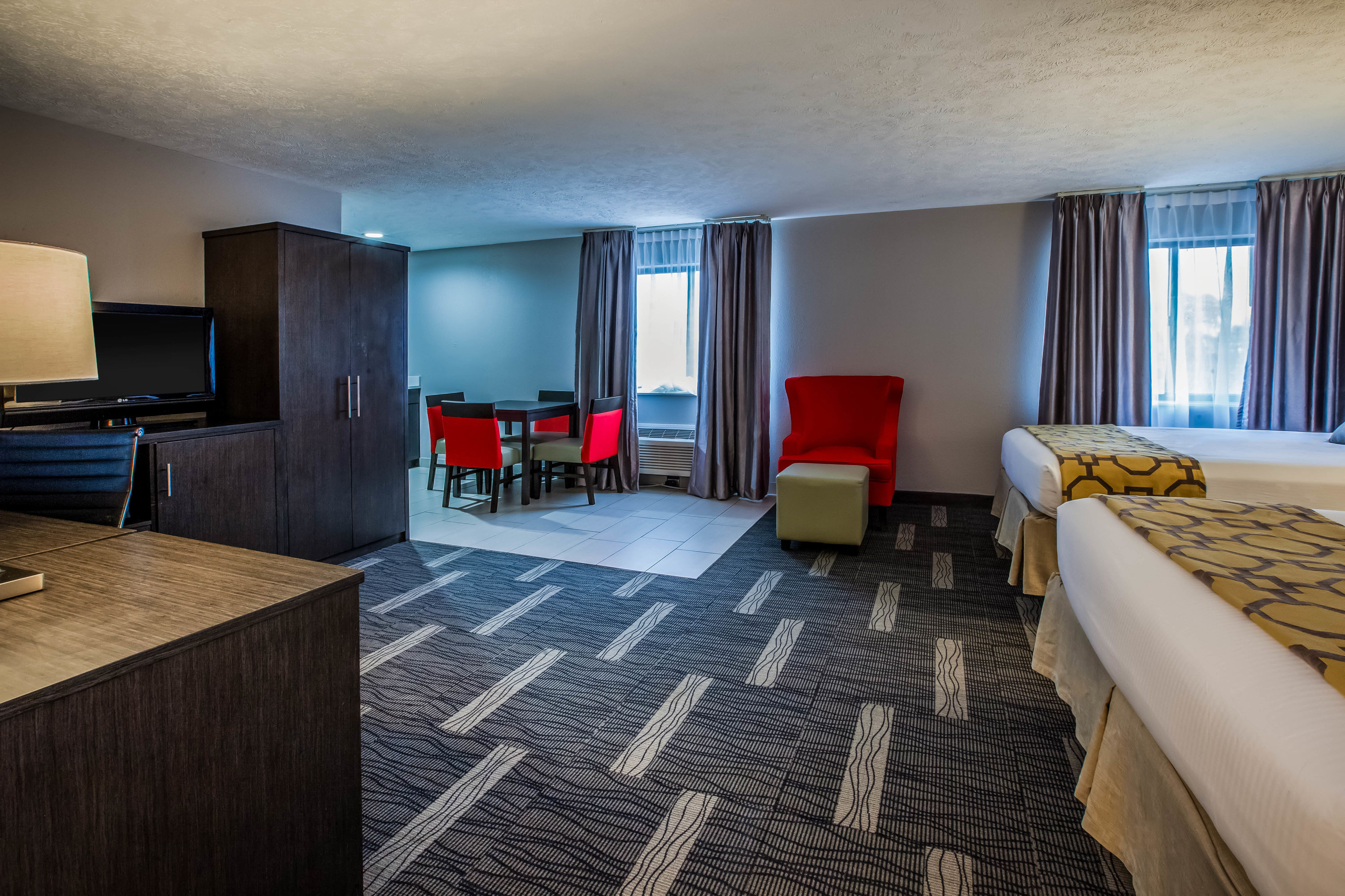 Baymont By Wyndham Traverse City Traverse City Mi Hotels