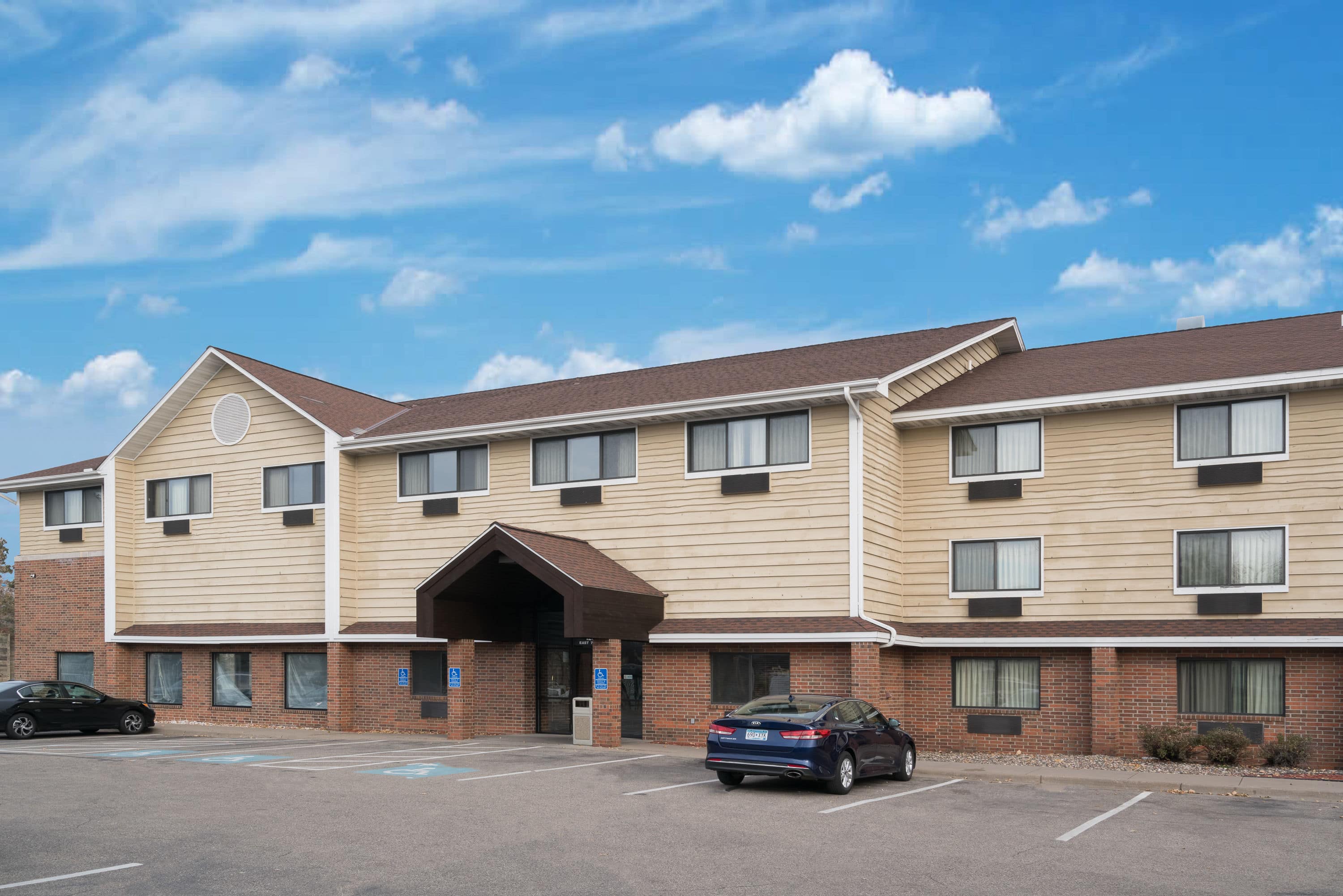 Baymont by Wyndham Bloomington MSP Airport Richfield, MN Hotels