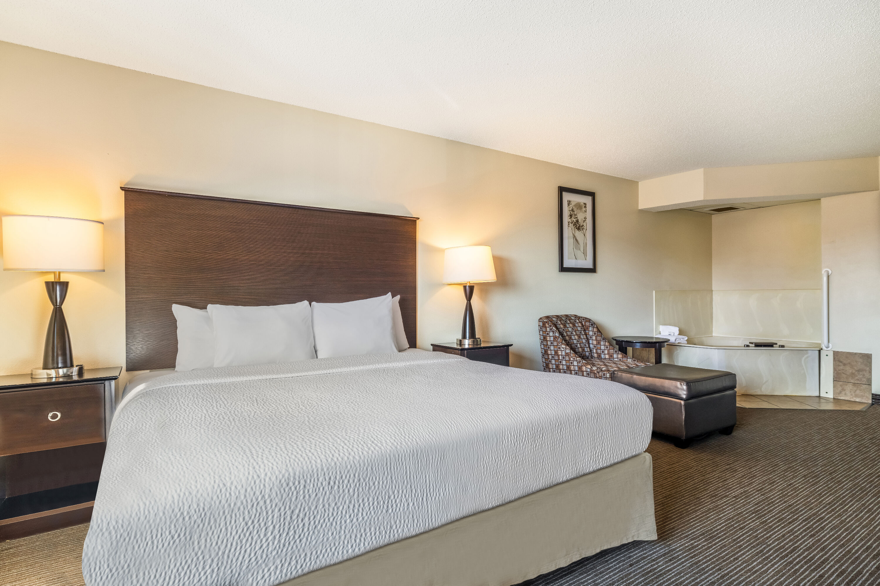 Baymont by Wyndham Bloomington MSP Airport suite in Richfield, Minnesota