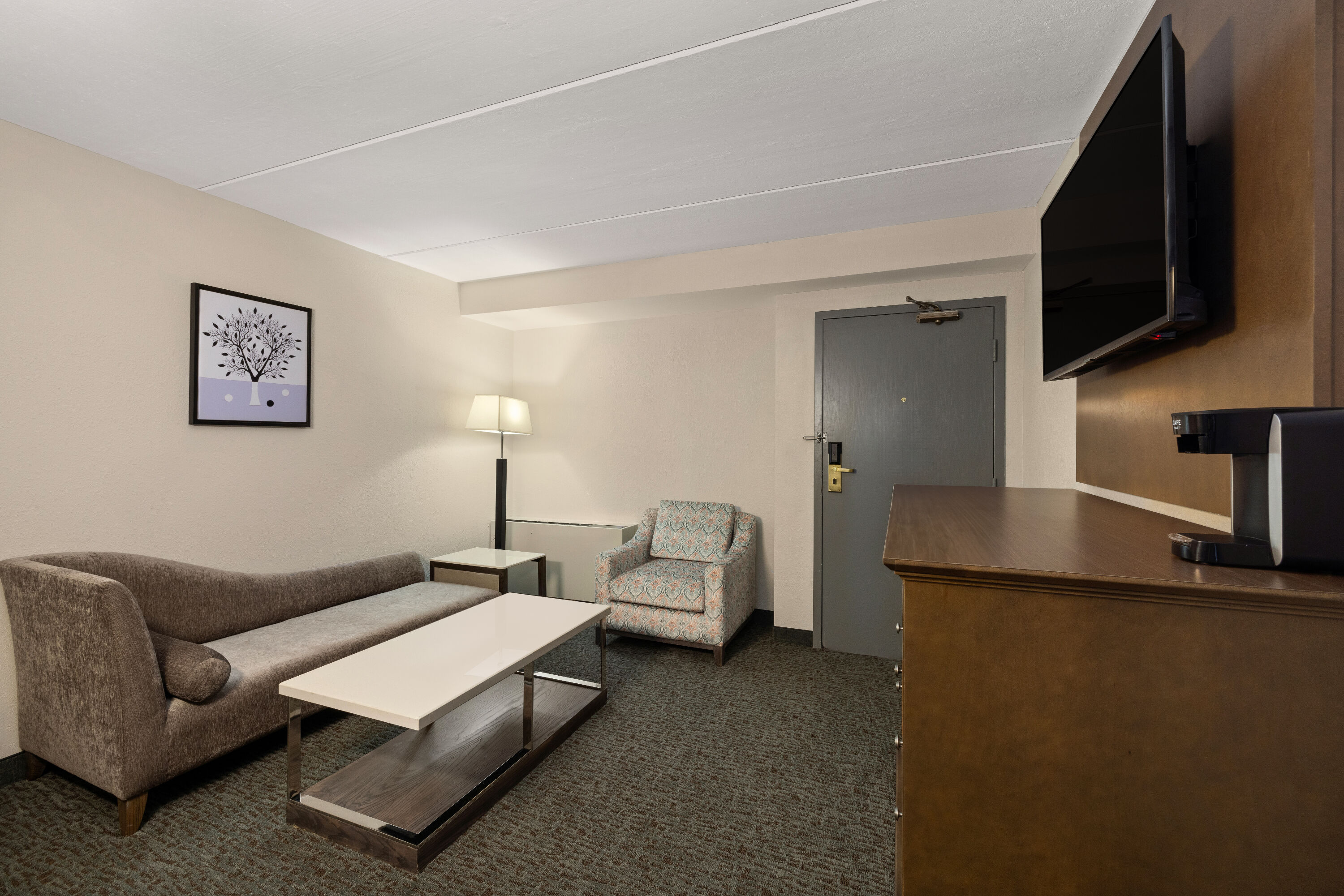 Baymont by Wyndham Shakopee suite in Shakopee, Minnesota