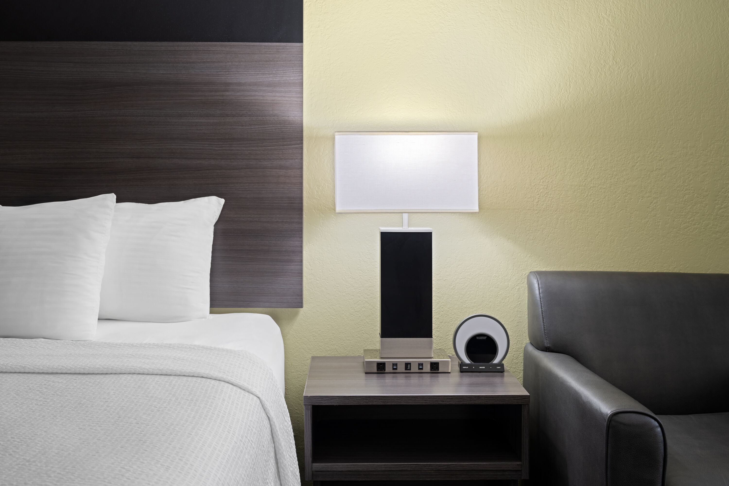 Guest room at the Baymont by Wyndham Liberty MO in Liberty, Missouri