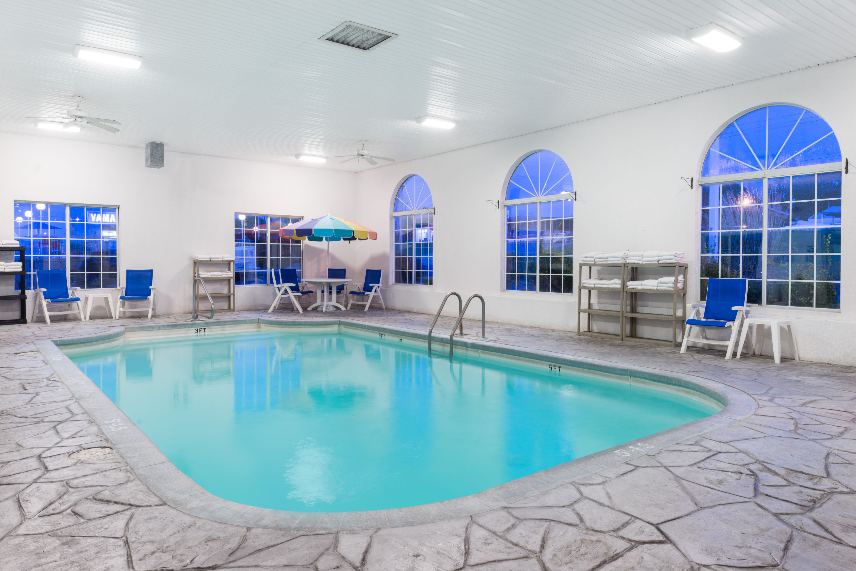 Baymont By Wyndham Osage Beach Osage Beach Hotels Mo