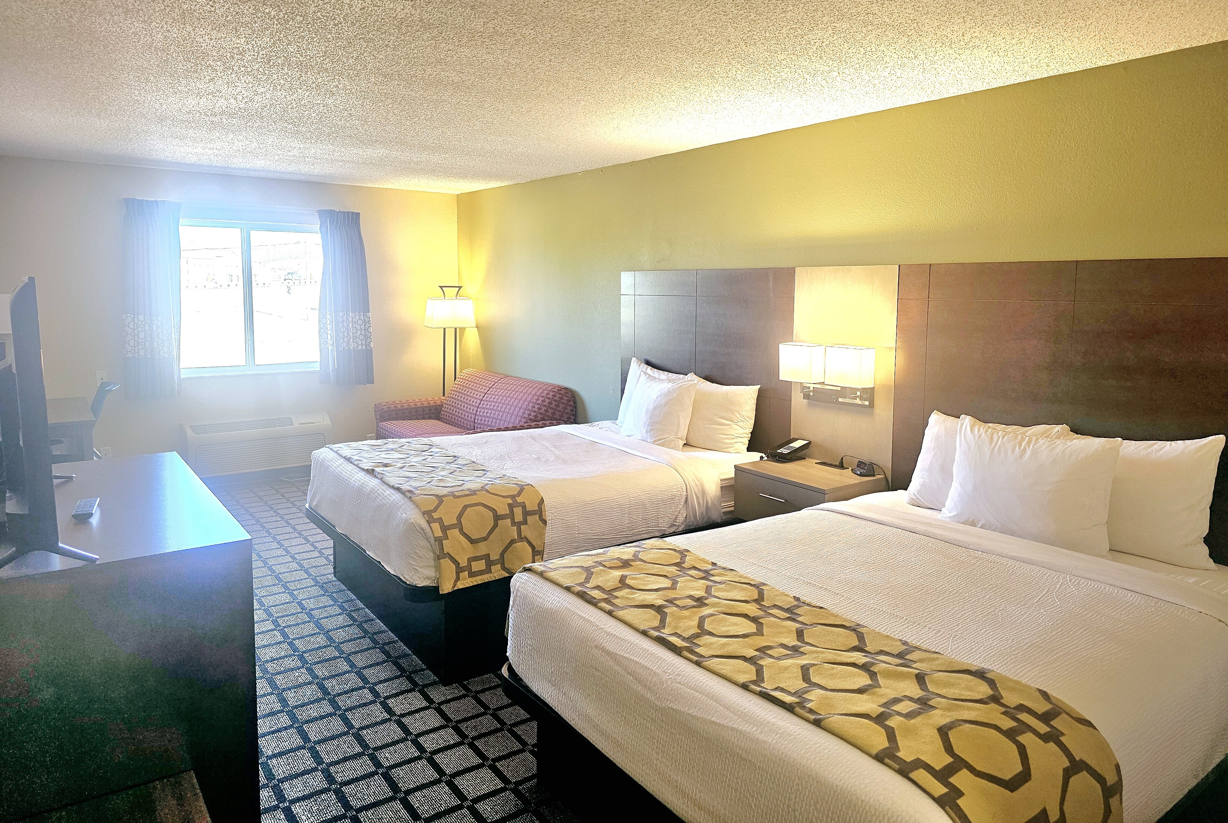 Guest room at the Baymont by Wyndham Rolla in Rolla, Missouri