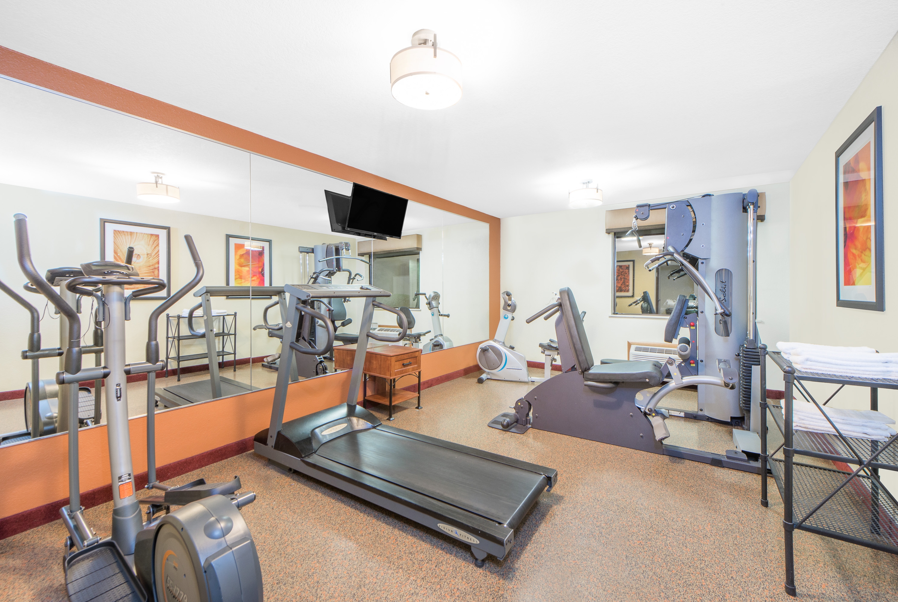Fitness room at Baymont by Wyndham Springfield South Hwy 65 in Springfield, Missouri