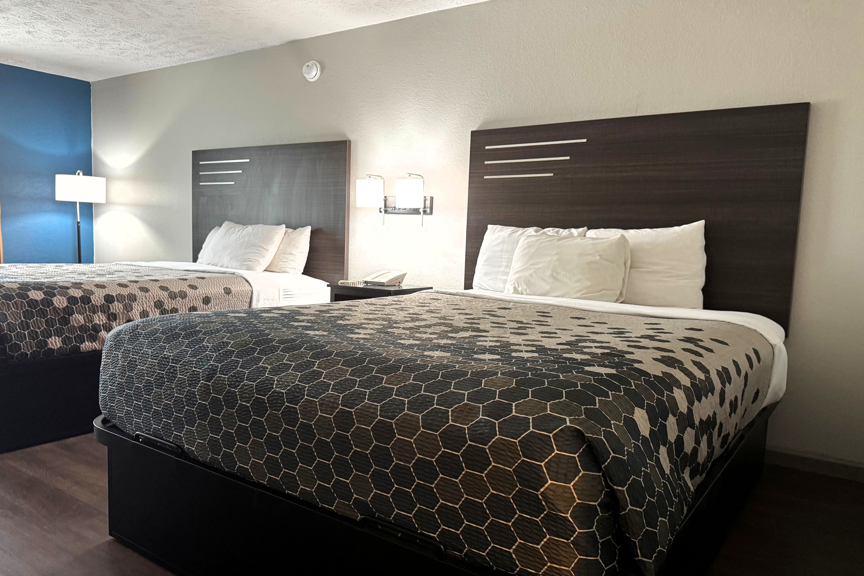 Guest room at the Baymont by Wyndham Philadelphia/Choctaw MS in Philadelphia, Mississippi
