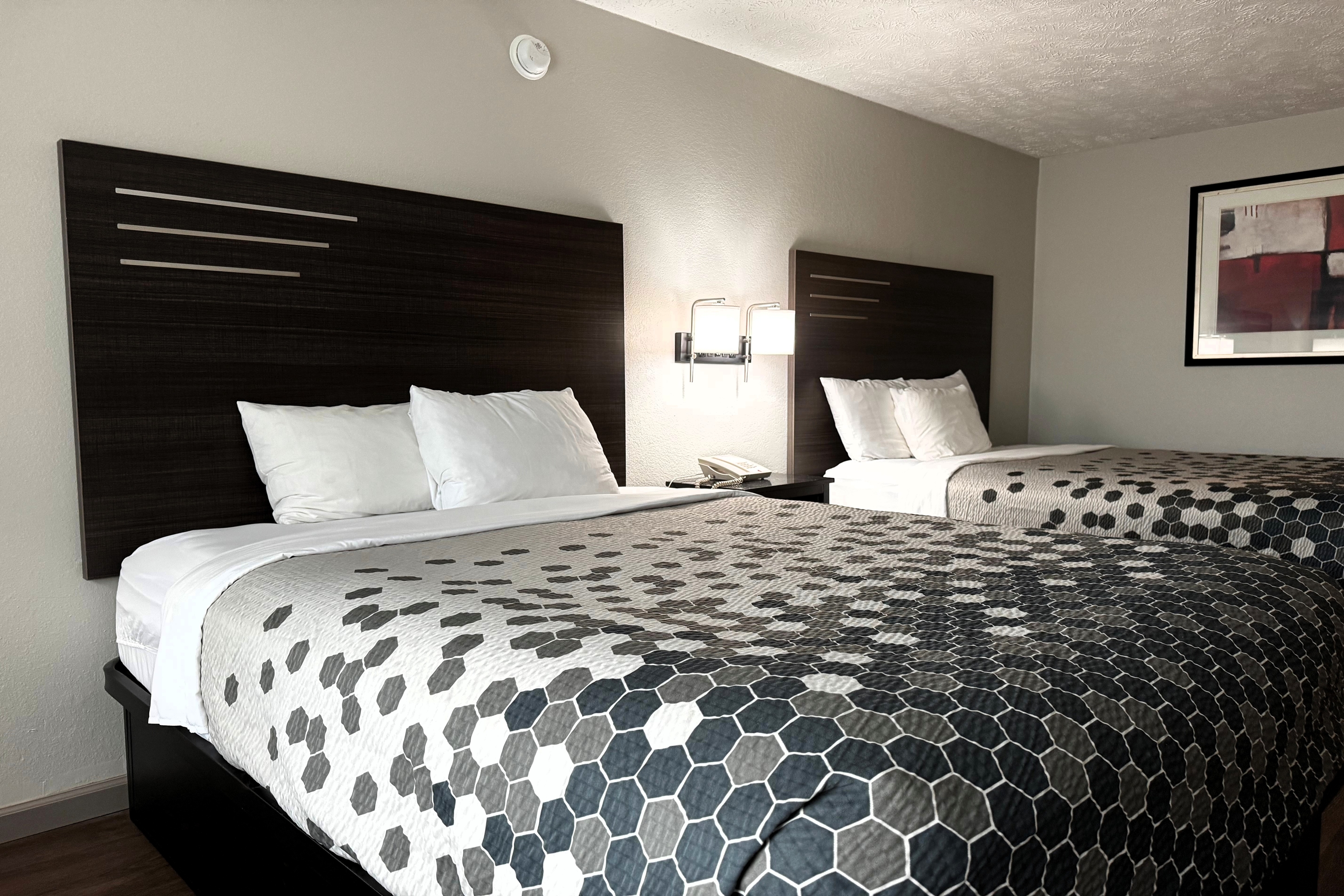 Guest room at the Baymont by Wyndham Philadelphia/Choctaw MS in Philadelphia, Mississippi