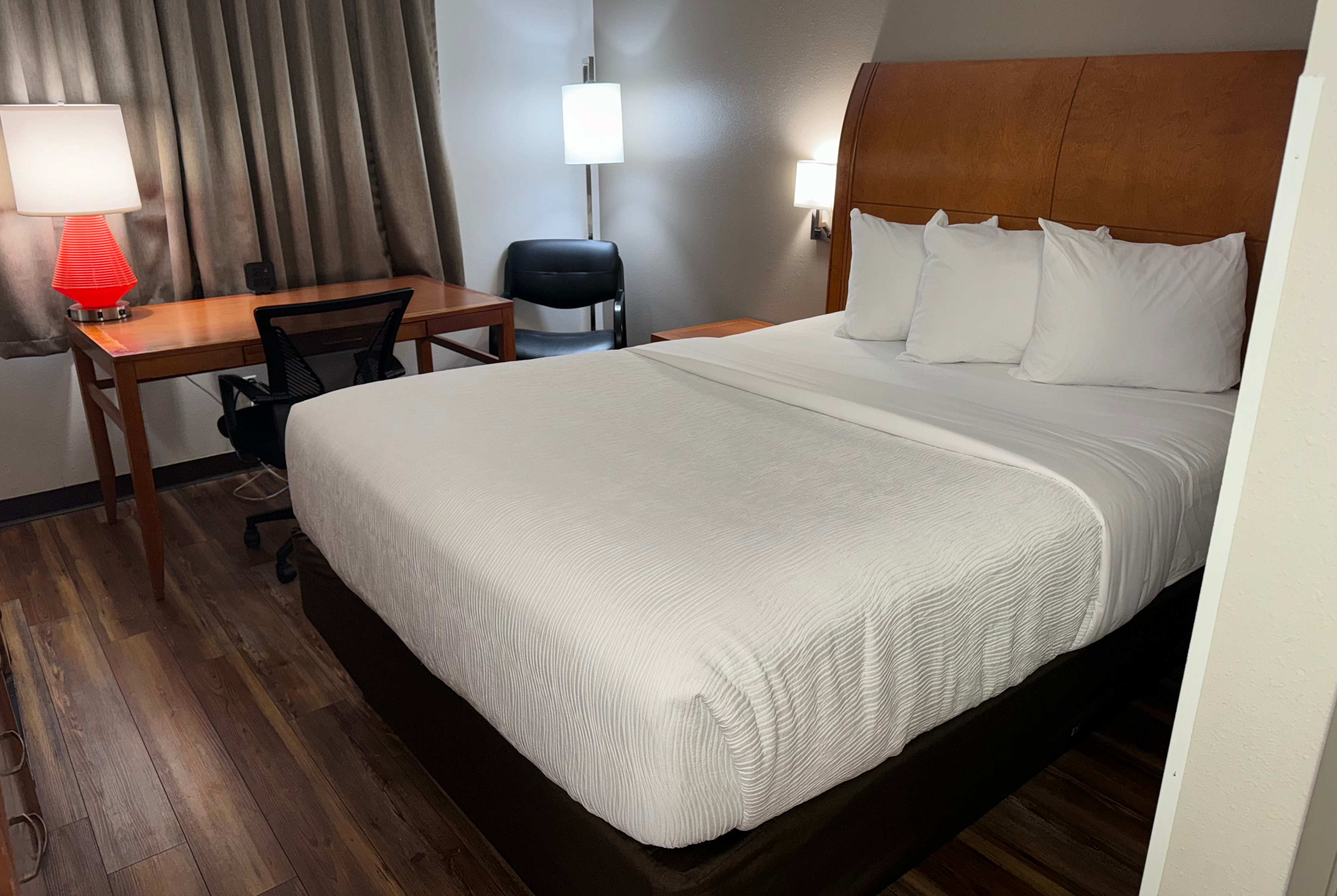 Guest room at the Baymont by Wyndham Missoula in Missoula, Montana