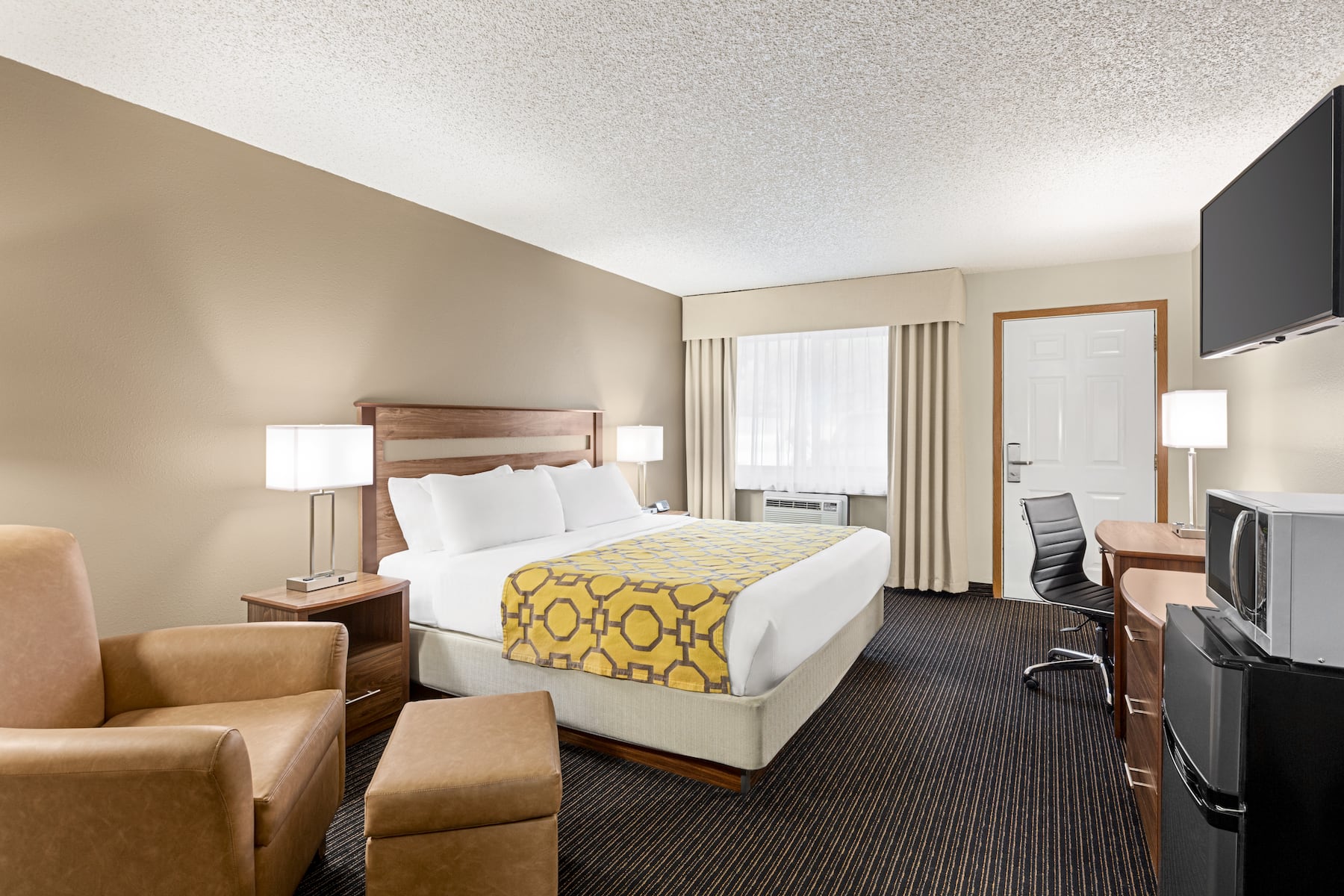 Guest room at the Baymont by Wyndham Whitefish in Whitefish, Montana