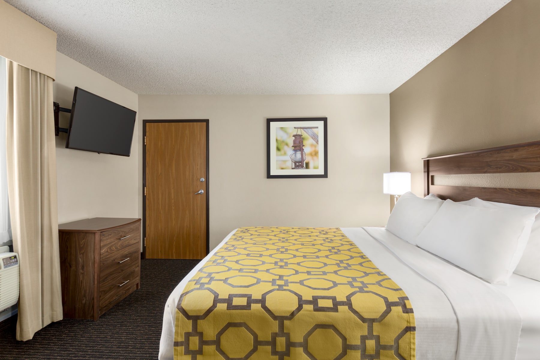 Baymont by Wyndham Whitefish suite in Whitefish, Montana