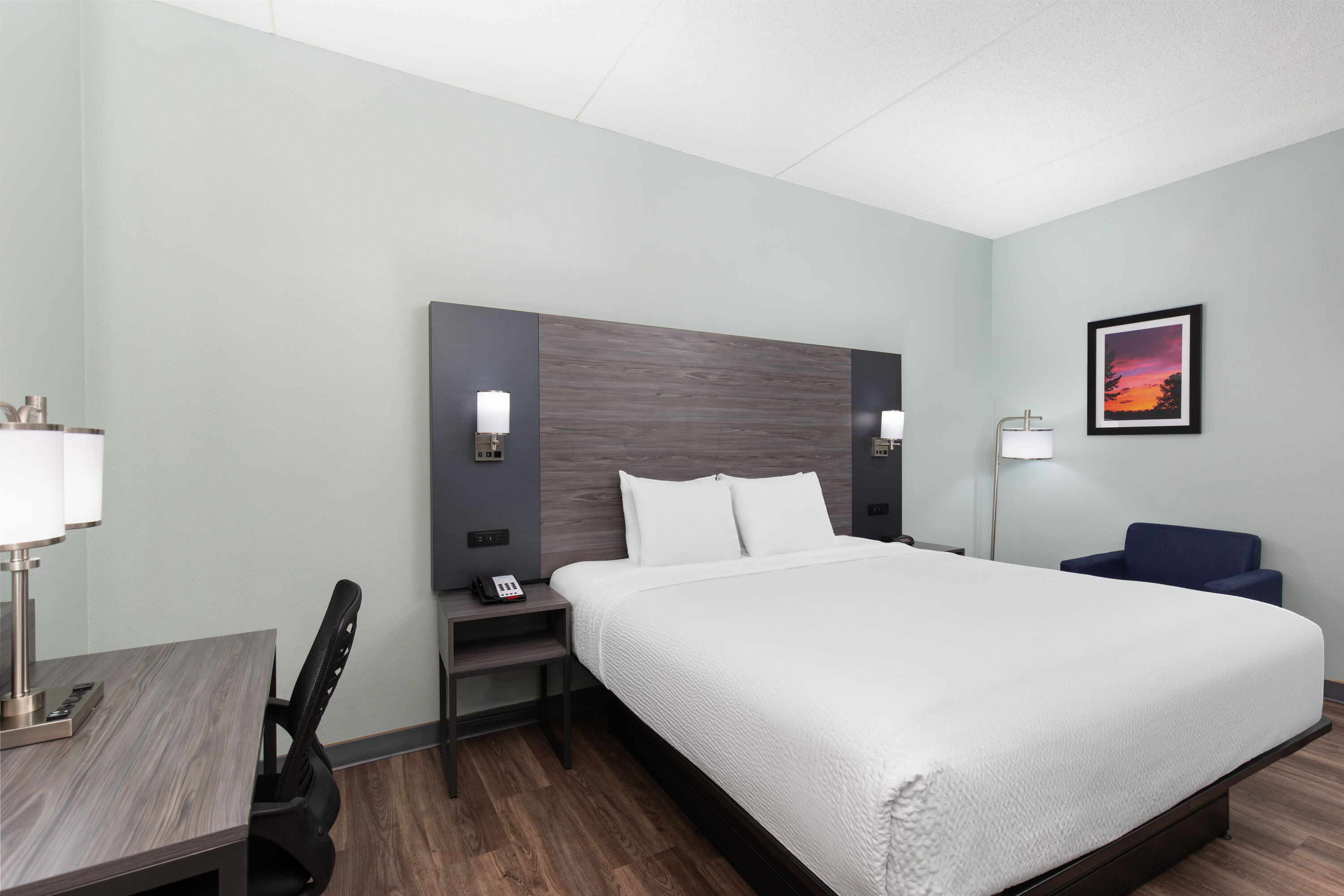 Guest room at the Baymont by Wyndham Creedmoor in Creedmoor, North Carolina