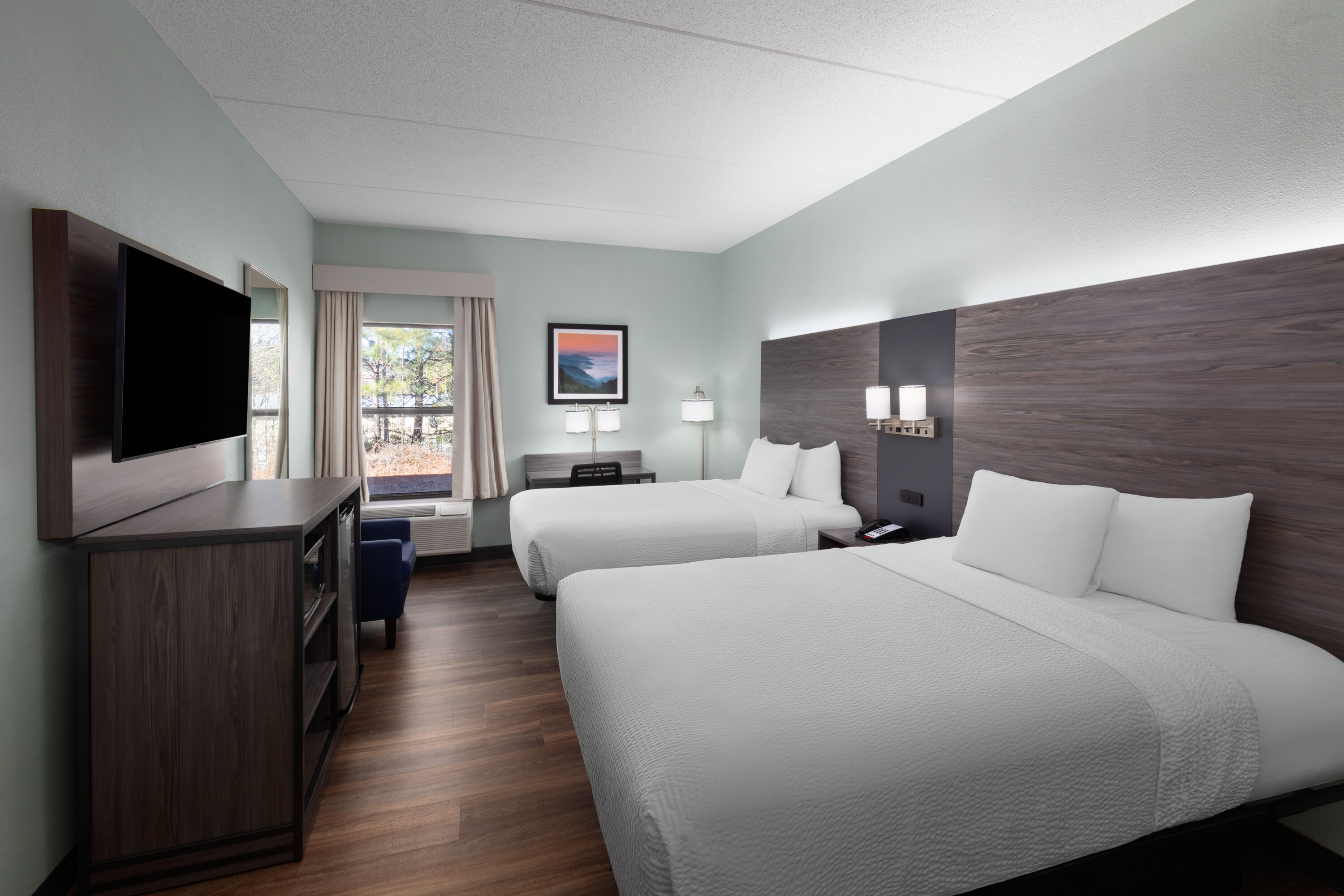 Guest room at the Baymont by Wyndham Creedmoor in Creedmoor, North Carolina