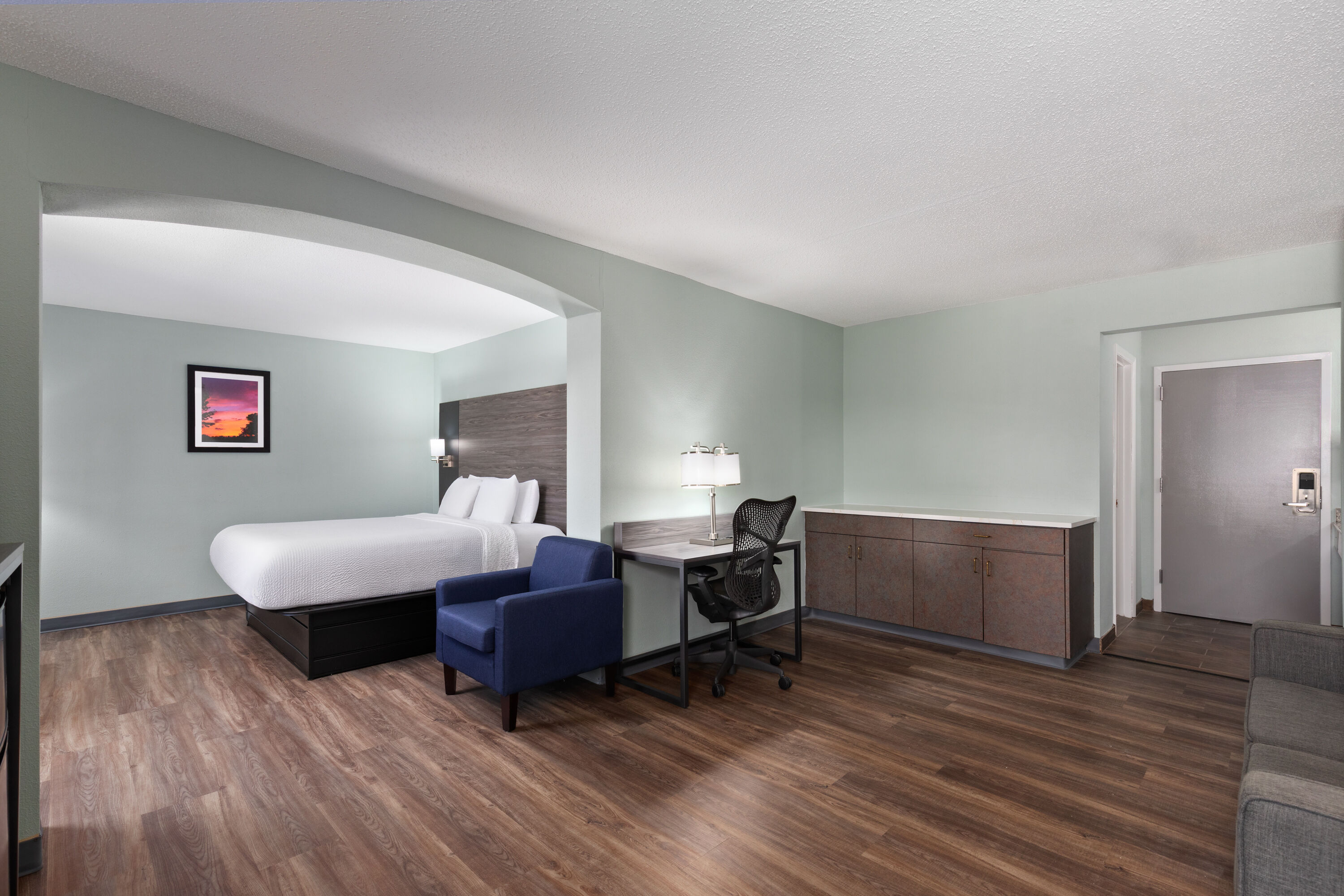 Baymont by Wyndham Creedmoor suite in Creedmoor, North Carolina