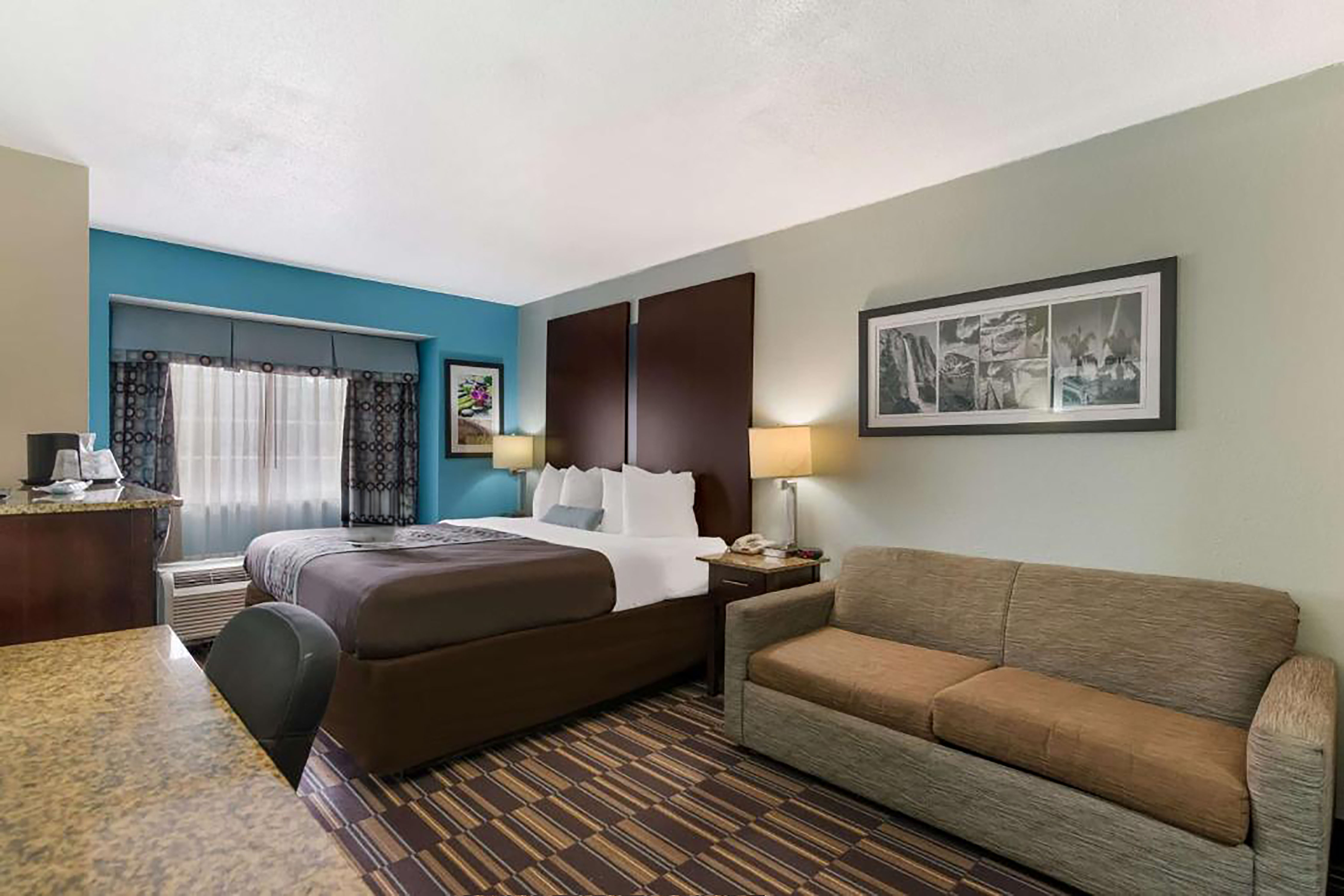 Guest room at the Baymont by Wyndham Elizabeth City in Elizabeth City, North Carolina