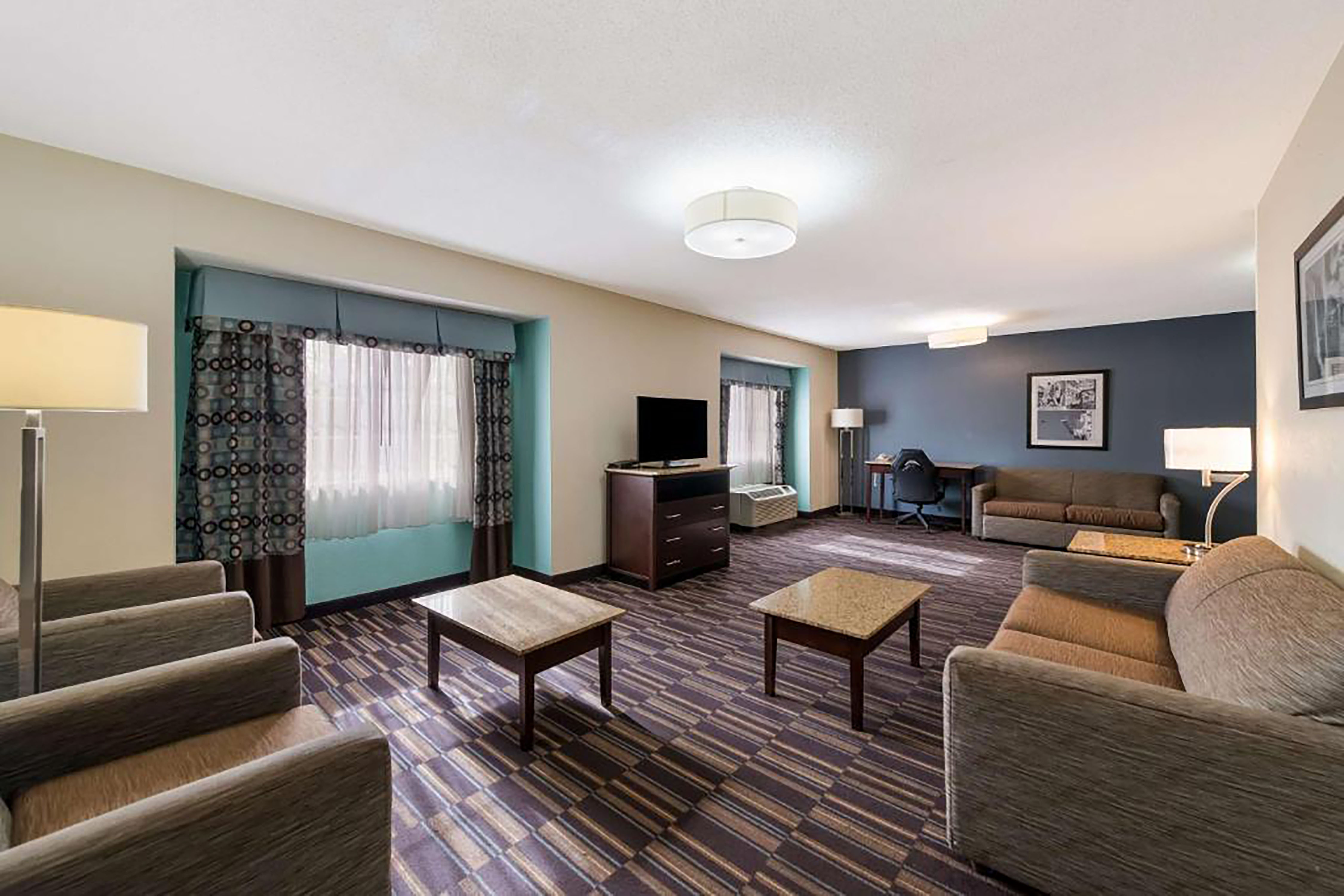 Guest room at the Baymont by Wyndham Elizabeth City in Elizabeth City, North Carolina