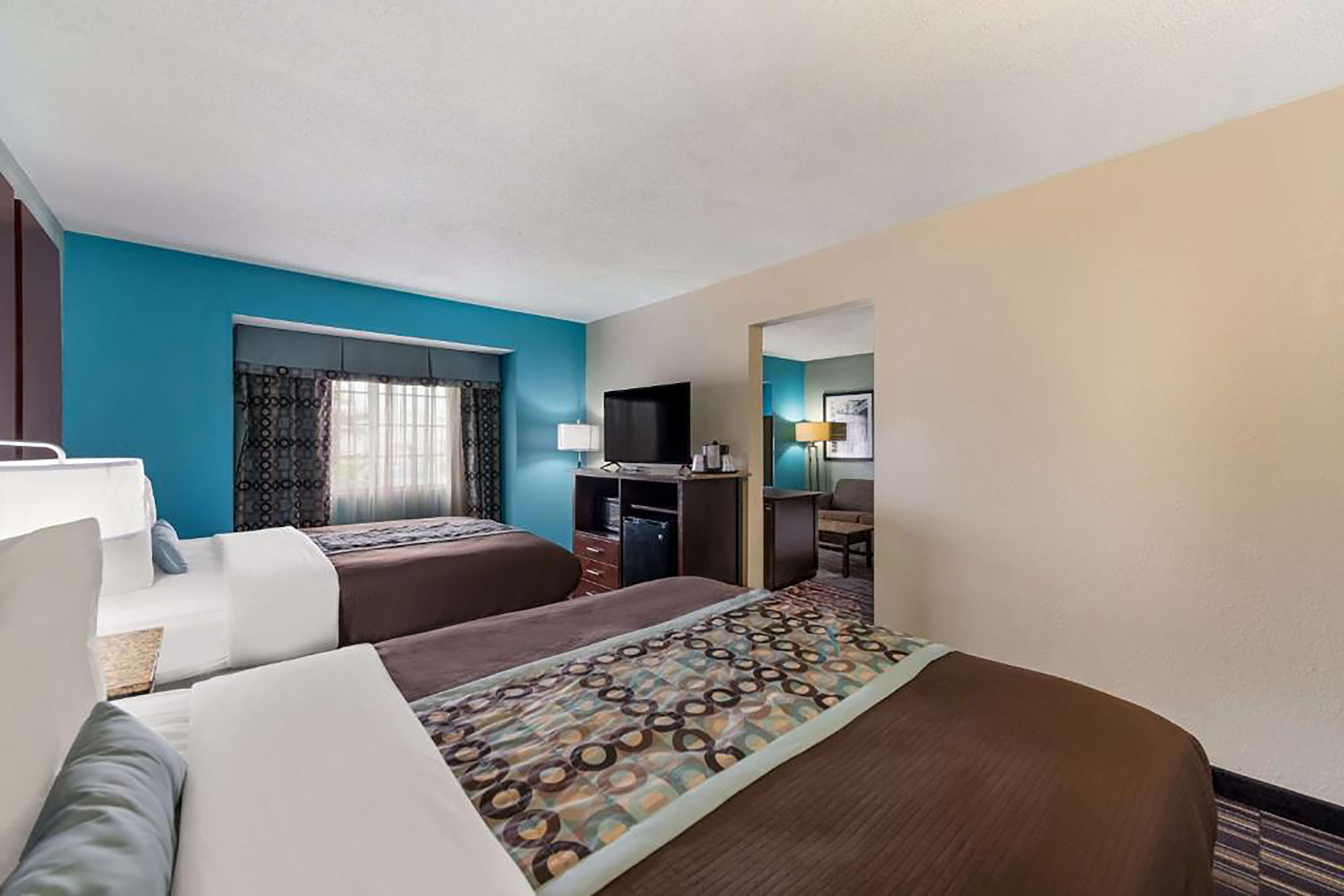 Guest room at the Baymont by Wyndham Elizabeth City in Elizabeth City, North Carolina