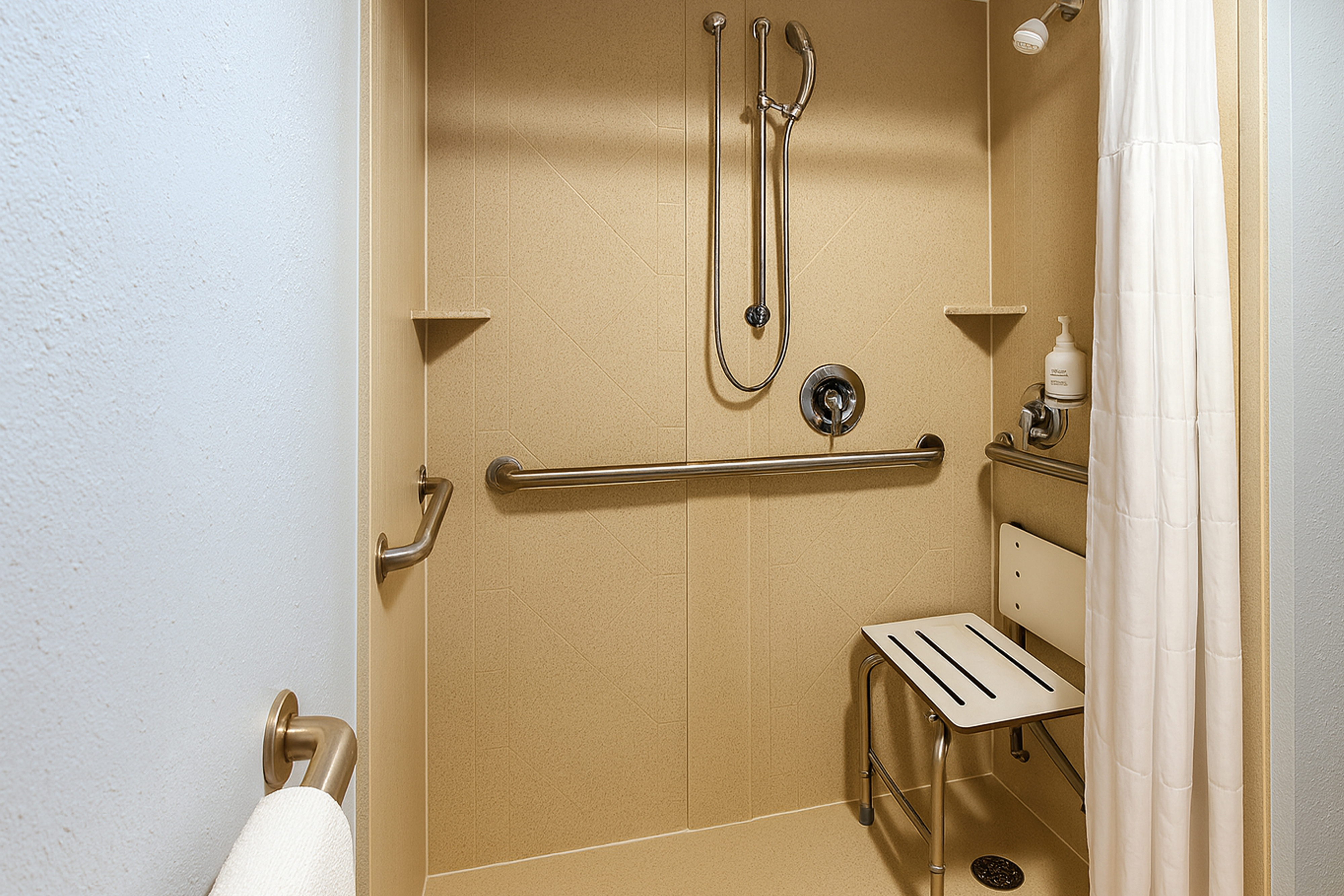 Guest room bath at the Baymont by Wyndham Fayetteville in Fayetteville, North Carolina