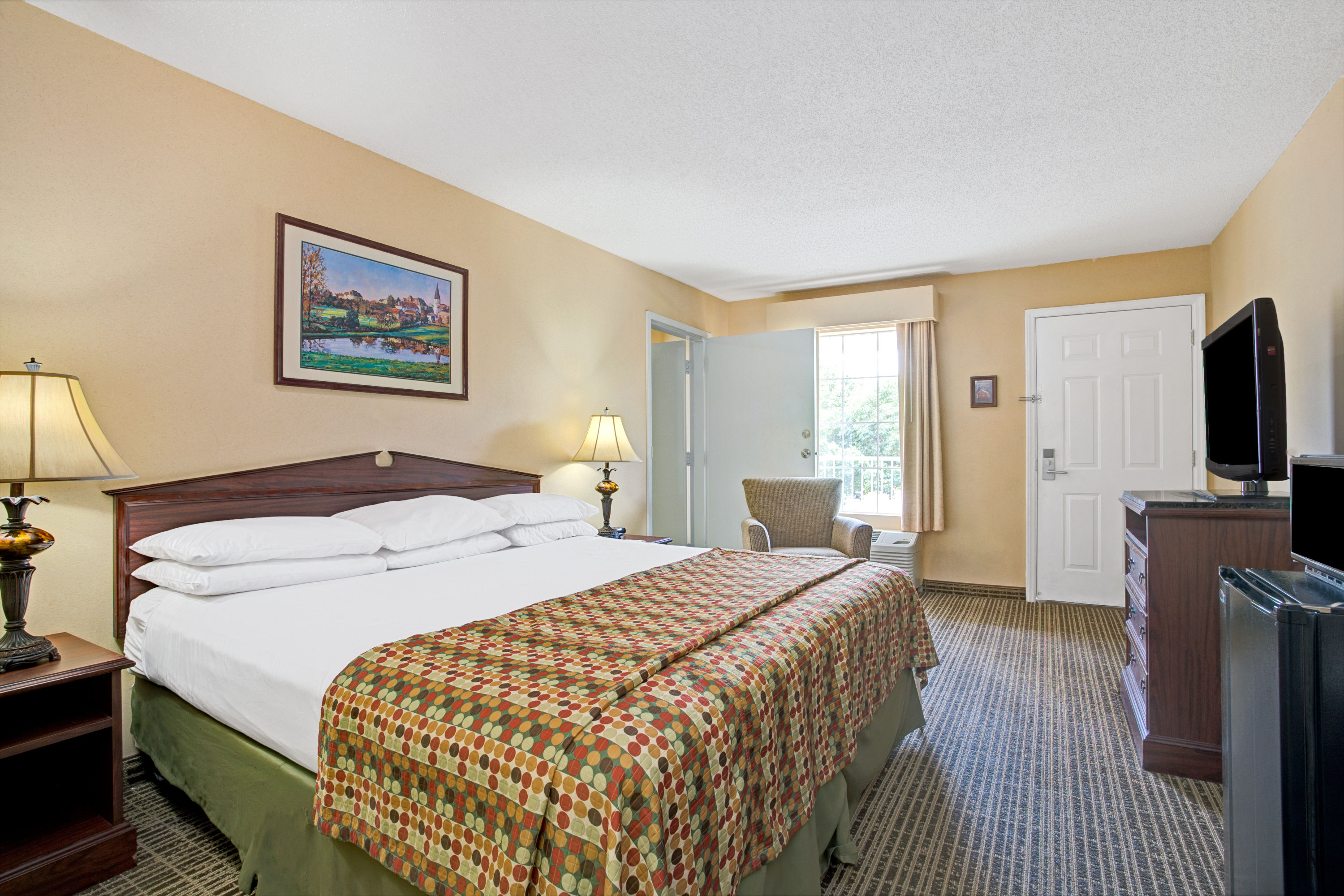 Baymont by Wyndham Smithfield | Smithfield, NC Hotels