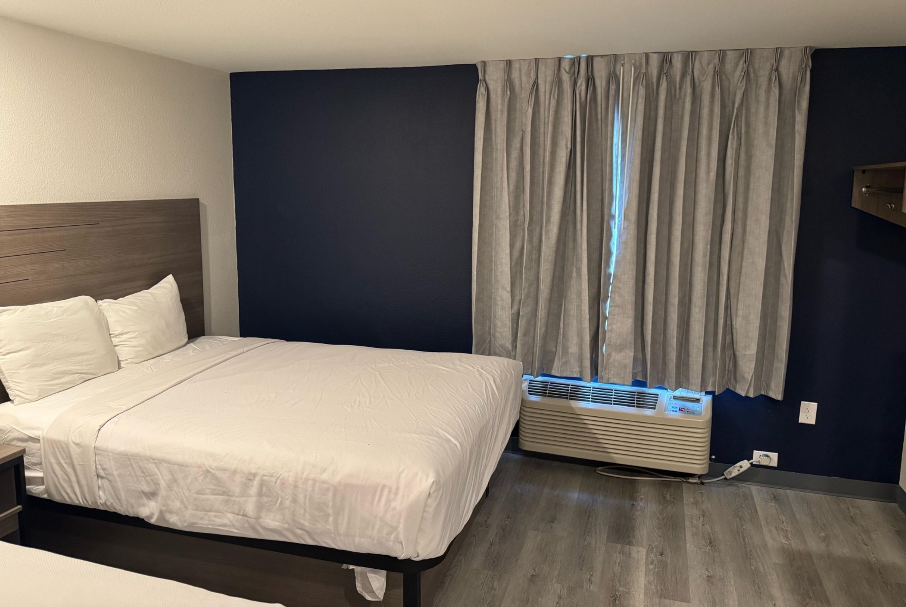 Guest room at the Baymont by Wyndham Dickinson in Dickinson, North Dakota