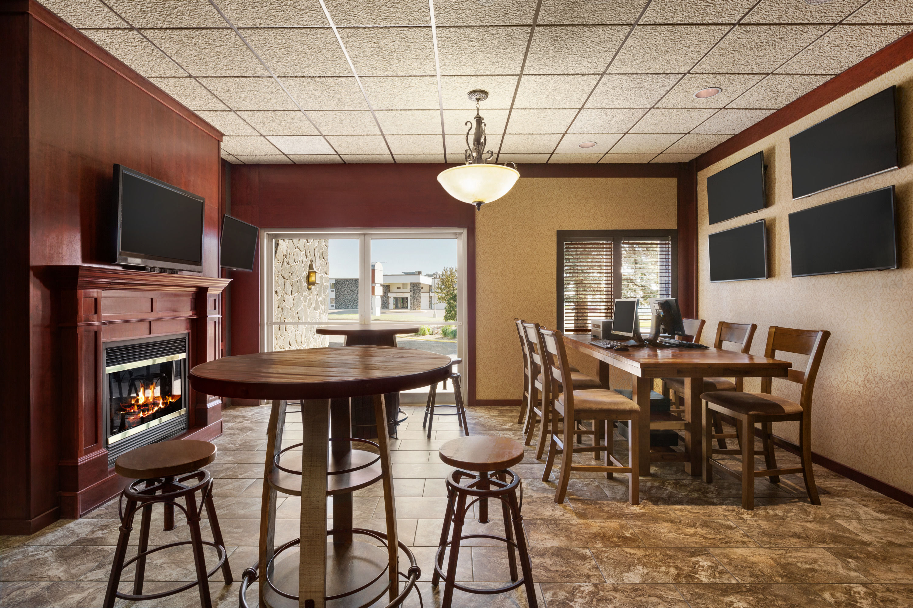 Baymont by Wyndham Mandan Bismarck Area Mandan, ND Hotels