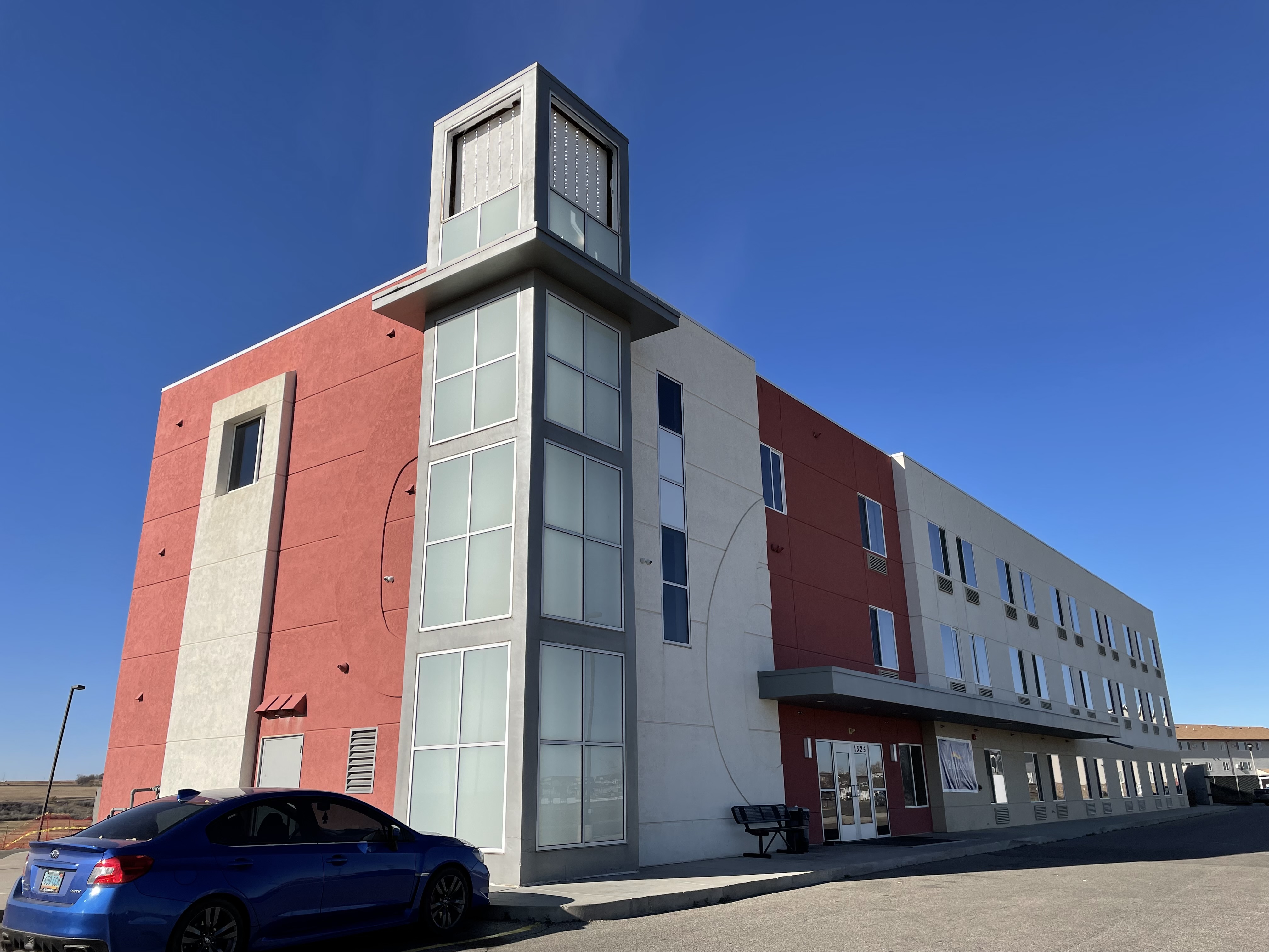 Exterior of Baymont by Wyndham Williston hotel in Williston, North Dakota