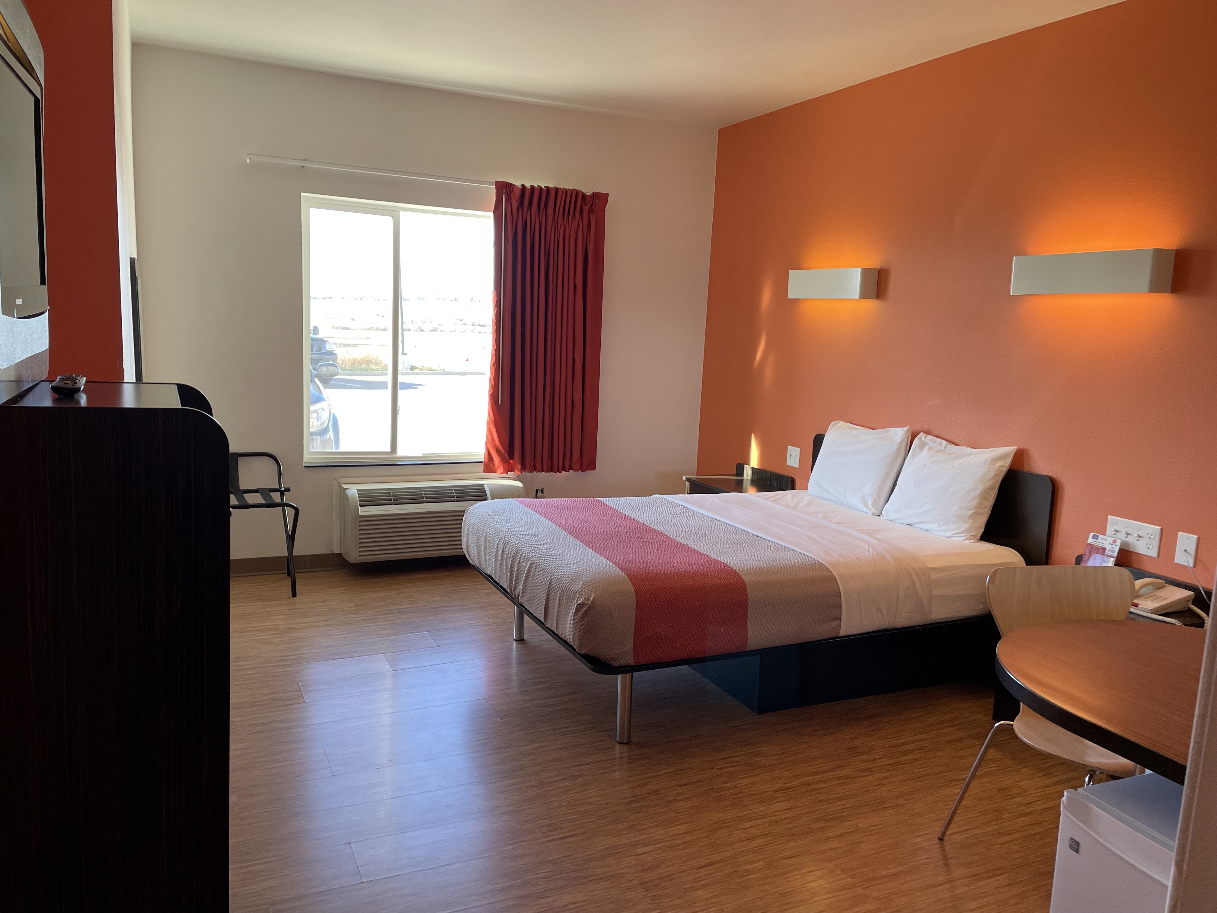 Guest room at the Baymont by Wyndham Williston in Williston, North Dakota