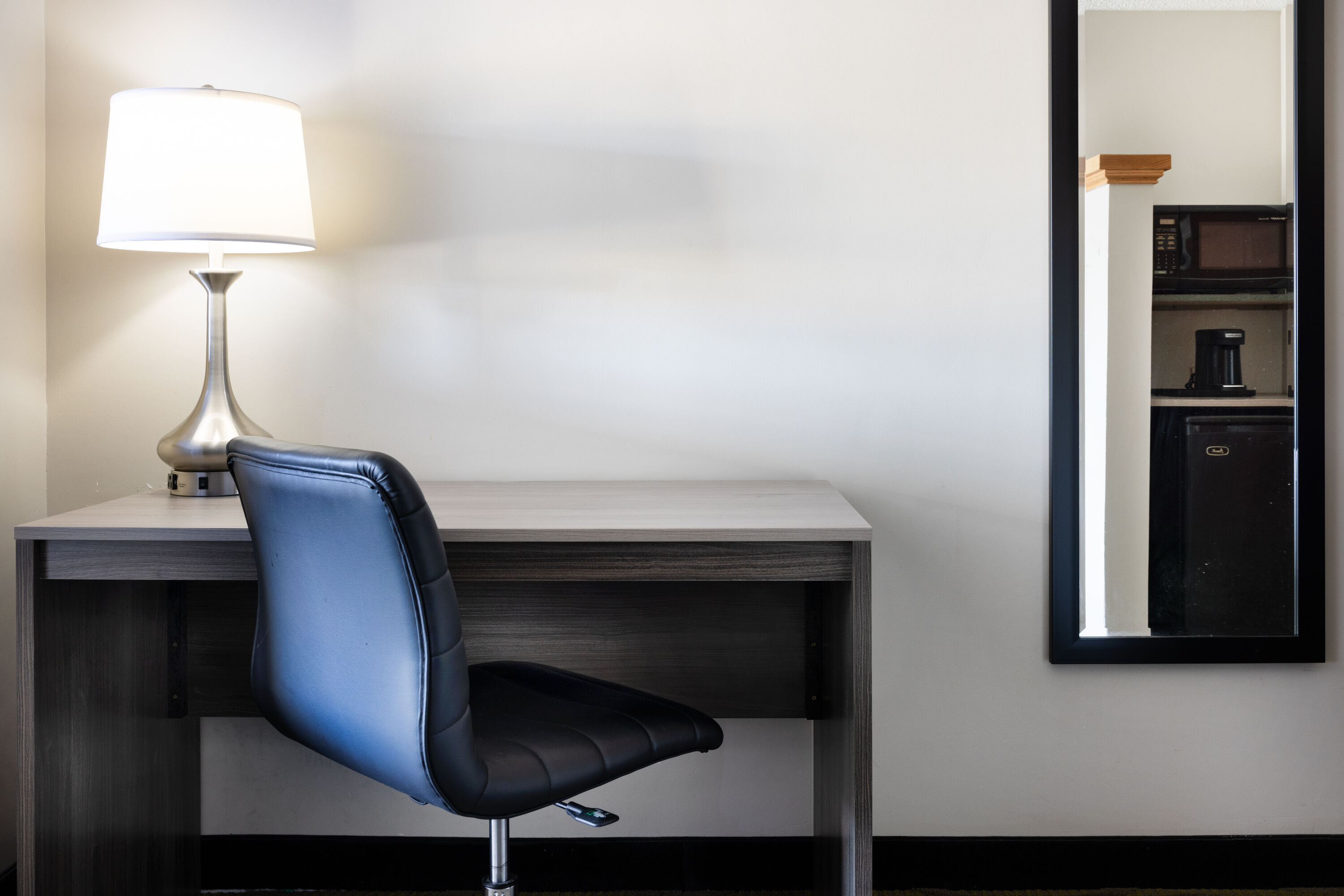 Baymont by Wyndham Budd Lake suite in Budd Lake, New Jersey