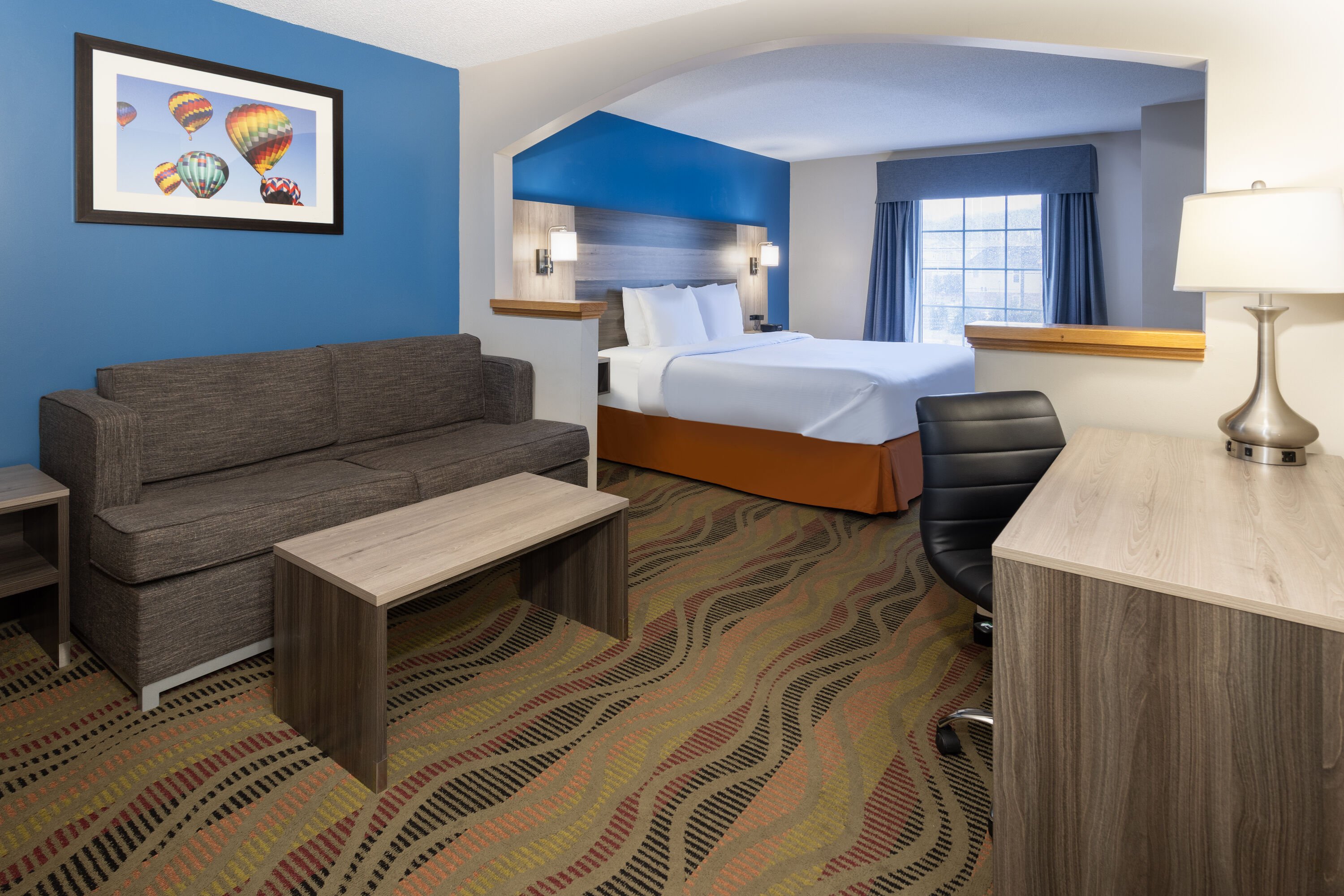 Baymont by Wyndham Budd Lake suite in Budd Lake, New Jersey