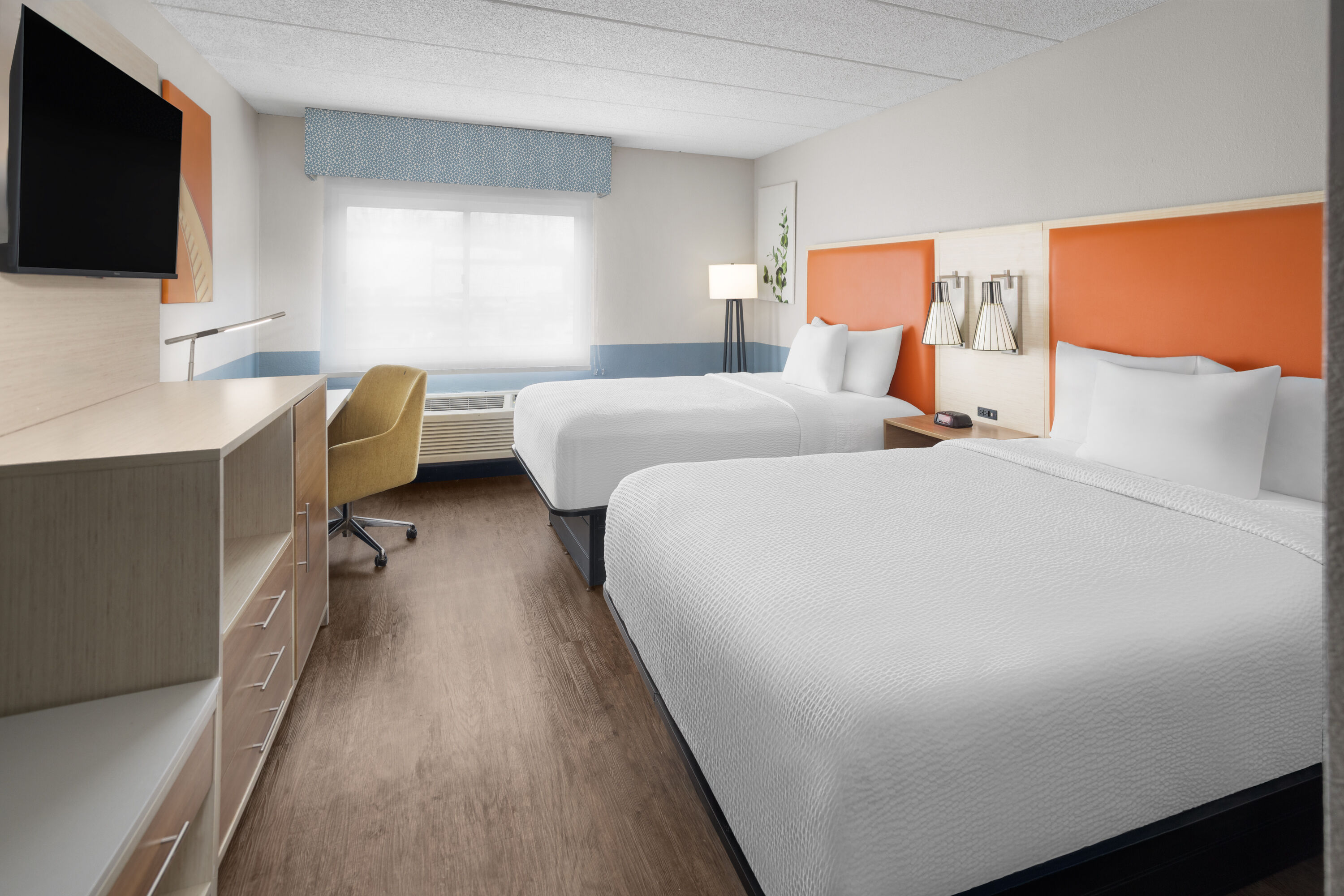Guest room at the Baymont by Wyndham Westampton in Westampton, New Jersey