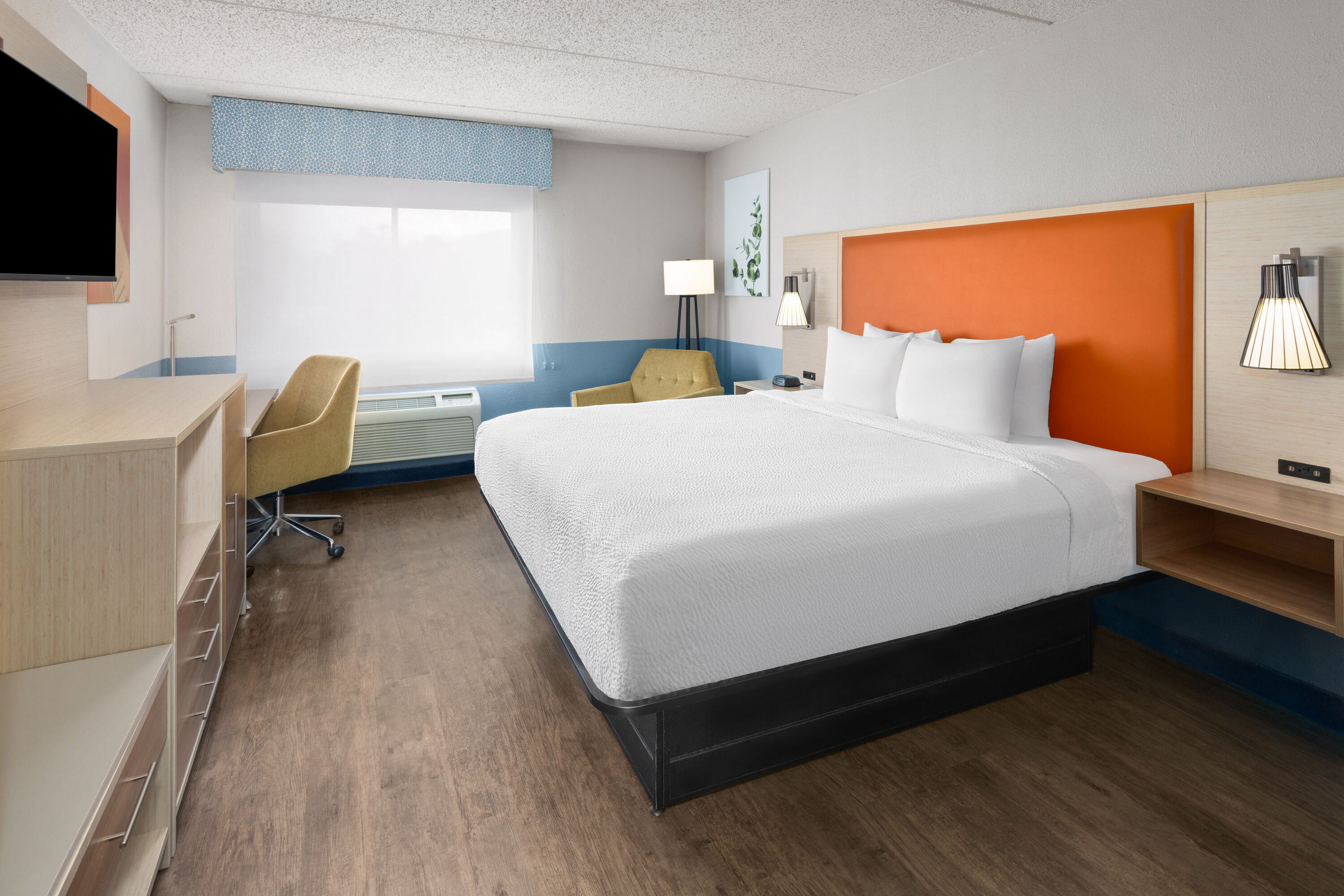 Guest room at the Baymont by Wyndham Westampton in Westampton, New Jersey