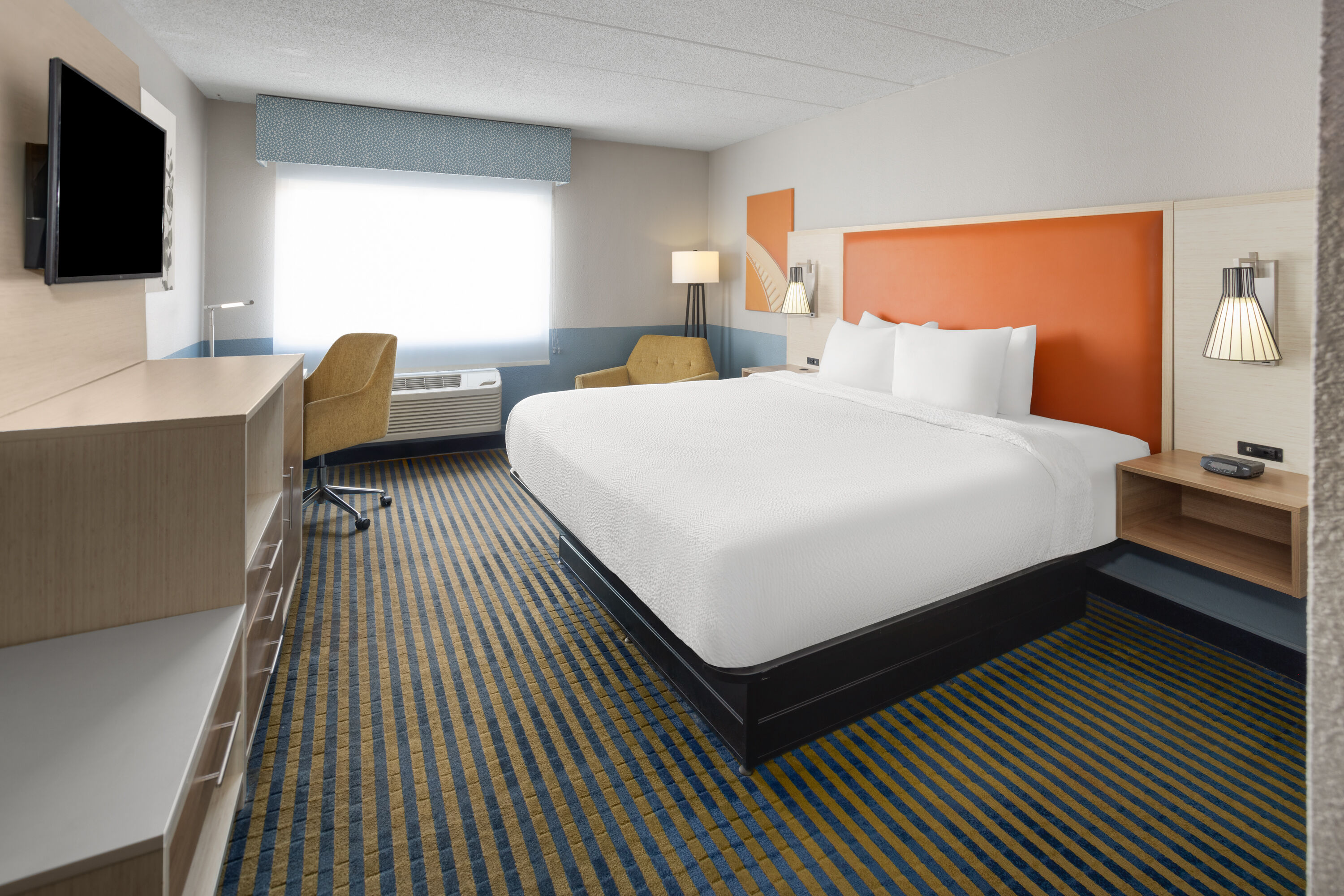 Guest room at the Baymont by Wyndham Westampton in Westampton, New Jersey