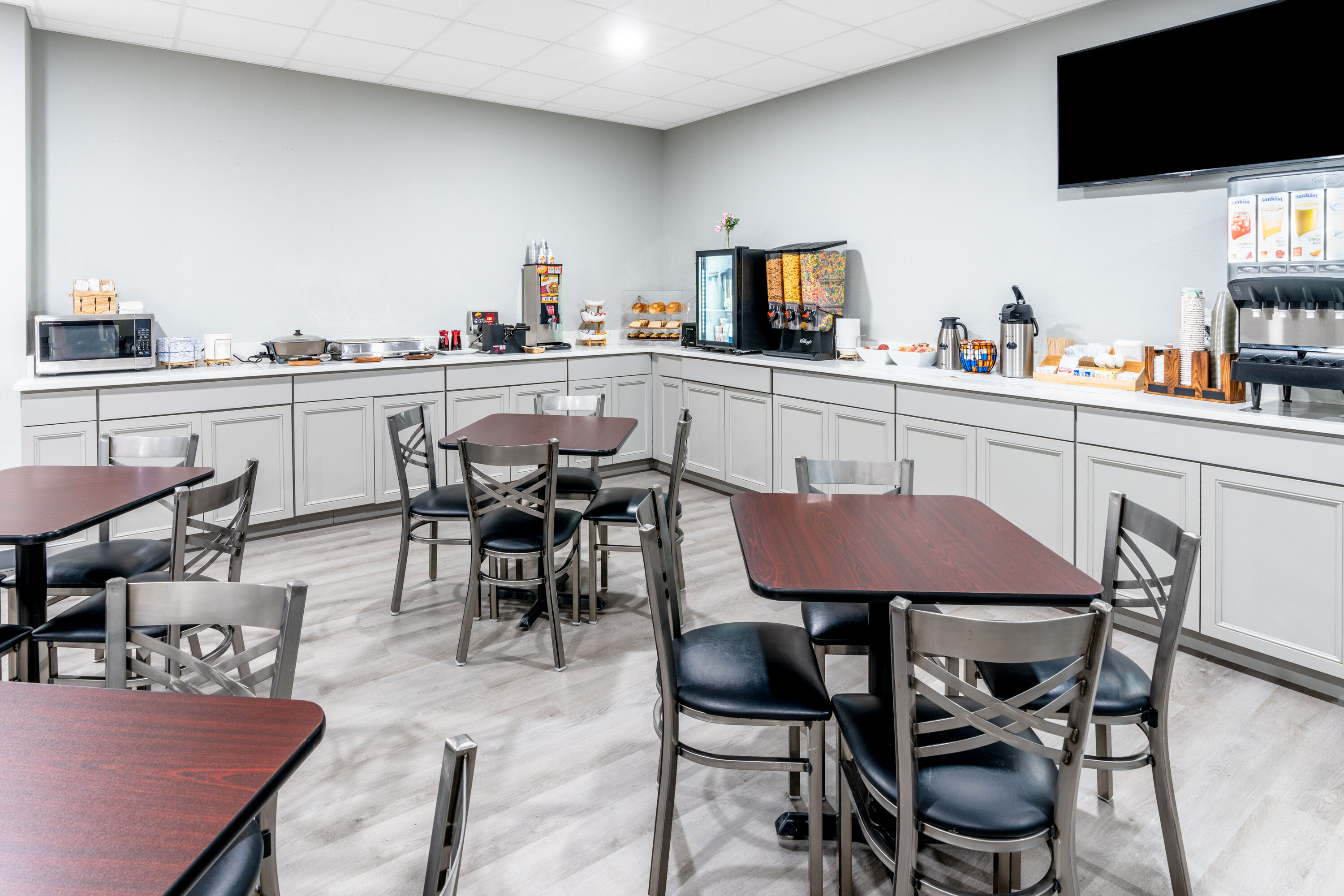 Free breakfast at Baymont by Wyndham Carlsbad NM in Carlsbad, New Mexico