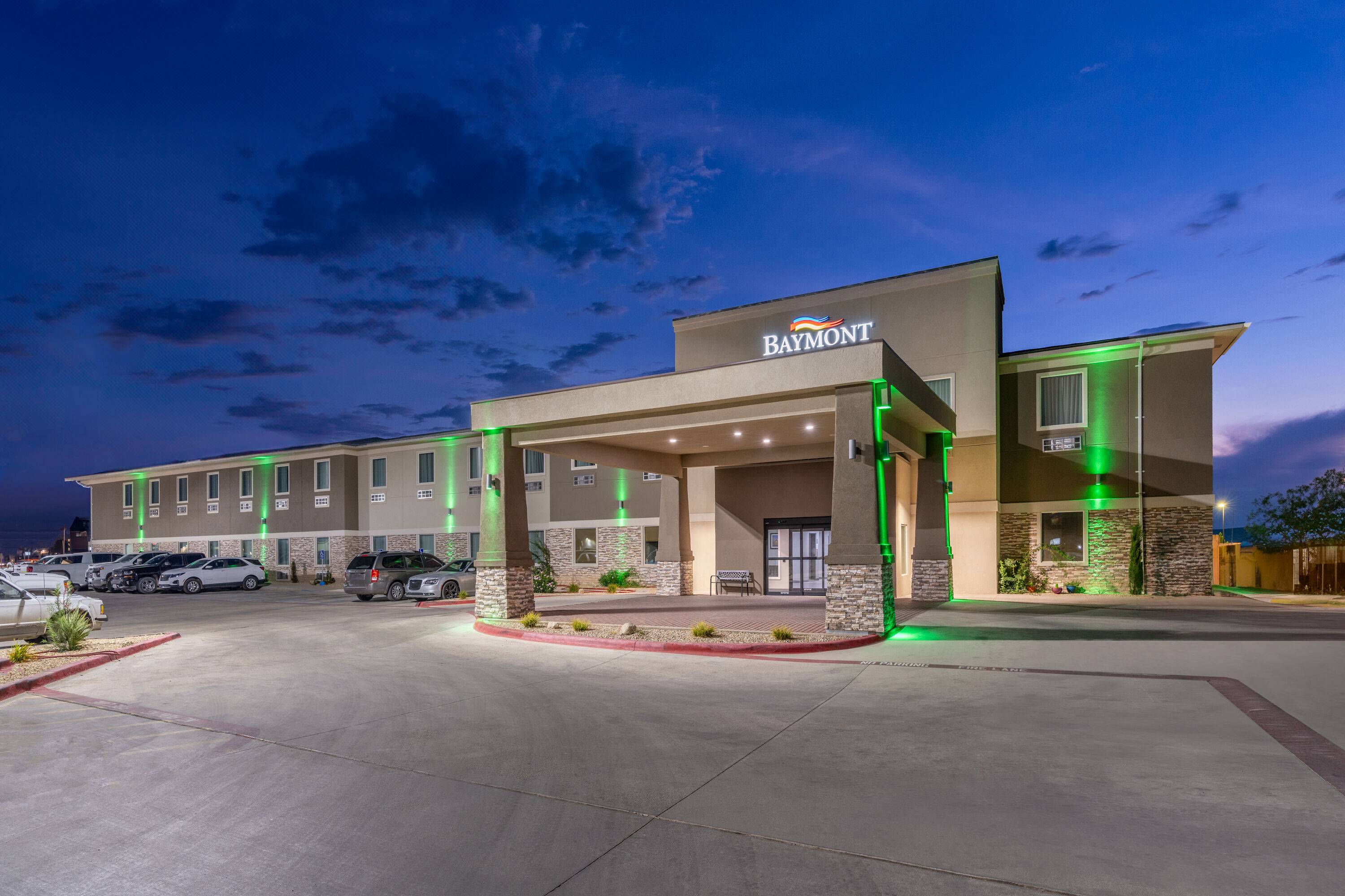 Exterior Dusk Image of Baymont by Wyndham Carlsbad NM hotel in Carlsbad, New Mexico