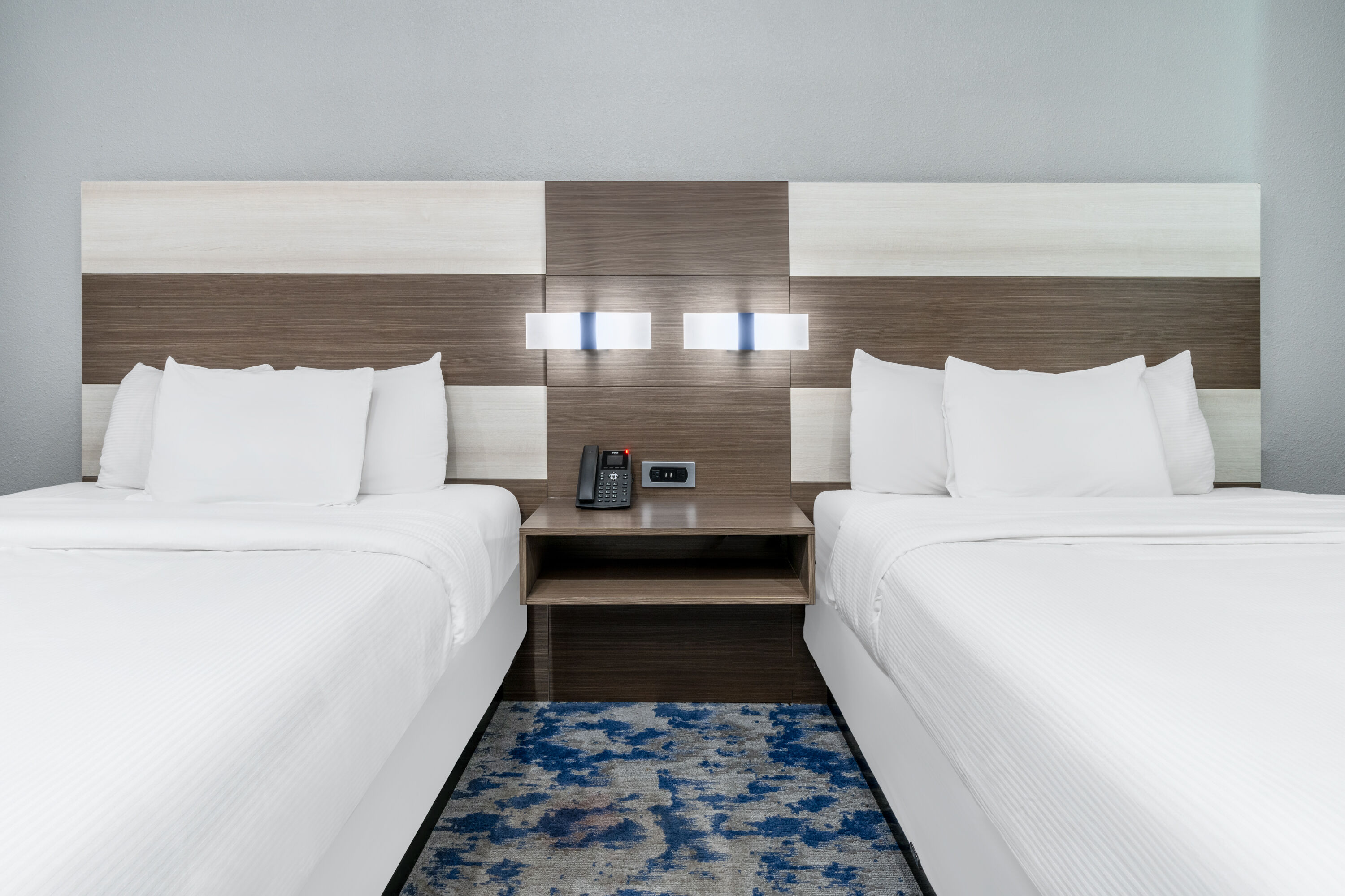 Guest room at the Baymont by Wyndham Carlsbad NM in Carlsbad, New Mexico