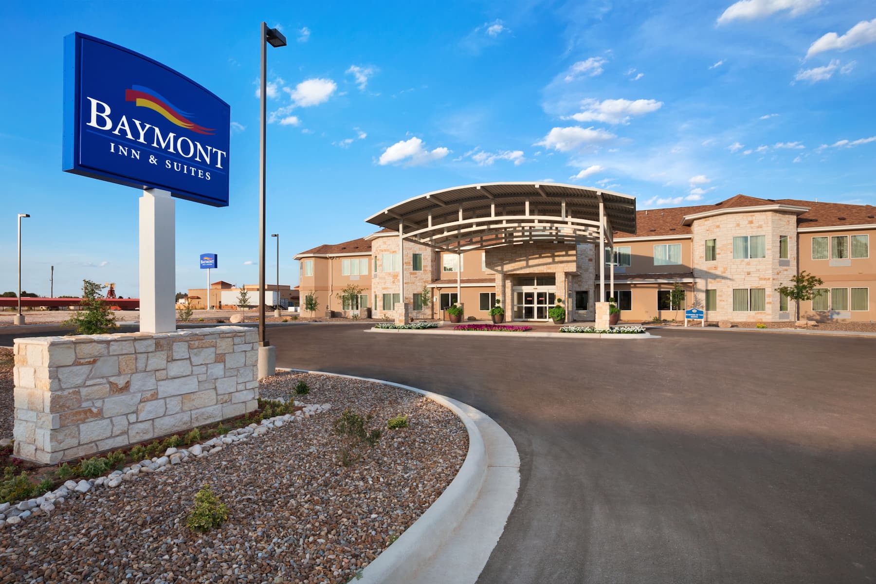 Exterior of Baymont by Wyndham Hobbs hotel in Hobbs, New Mexico.