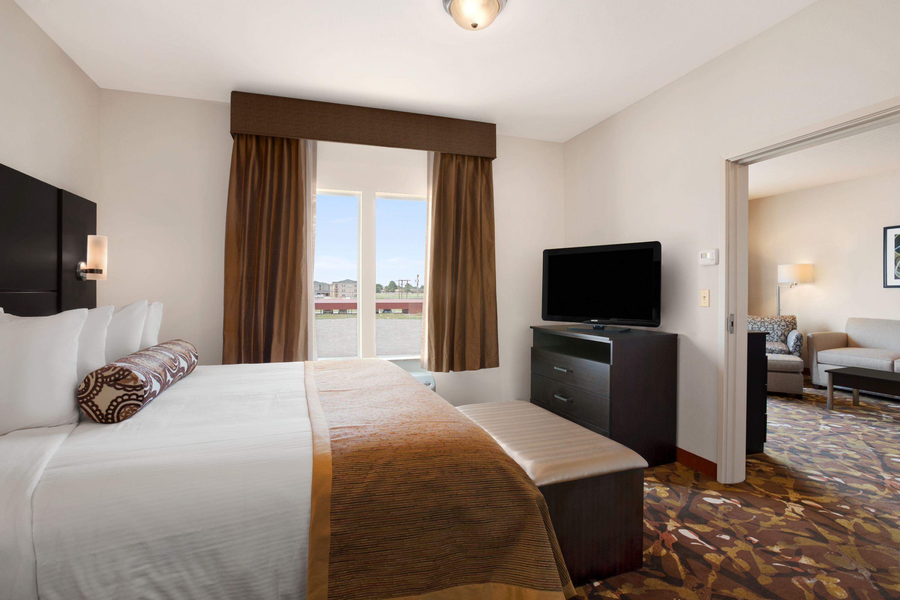 Baymont by Wyndham Hobbs suite in Hobbs, New Mexico
