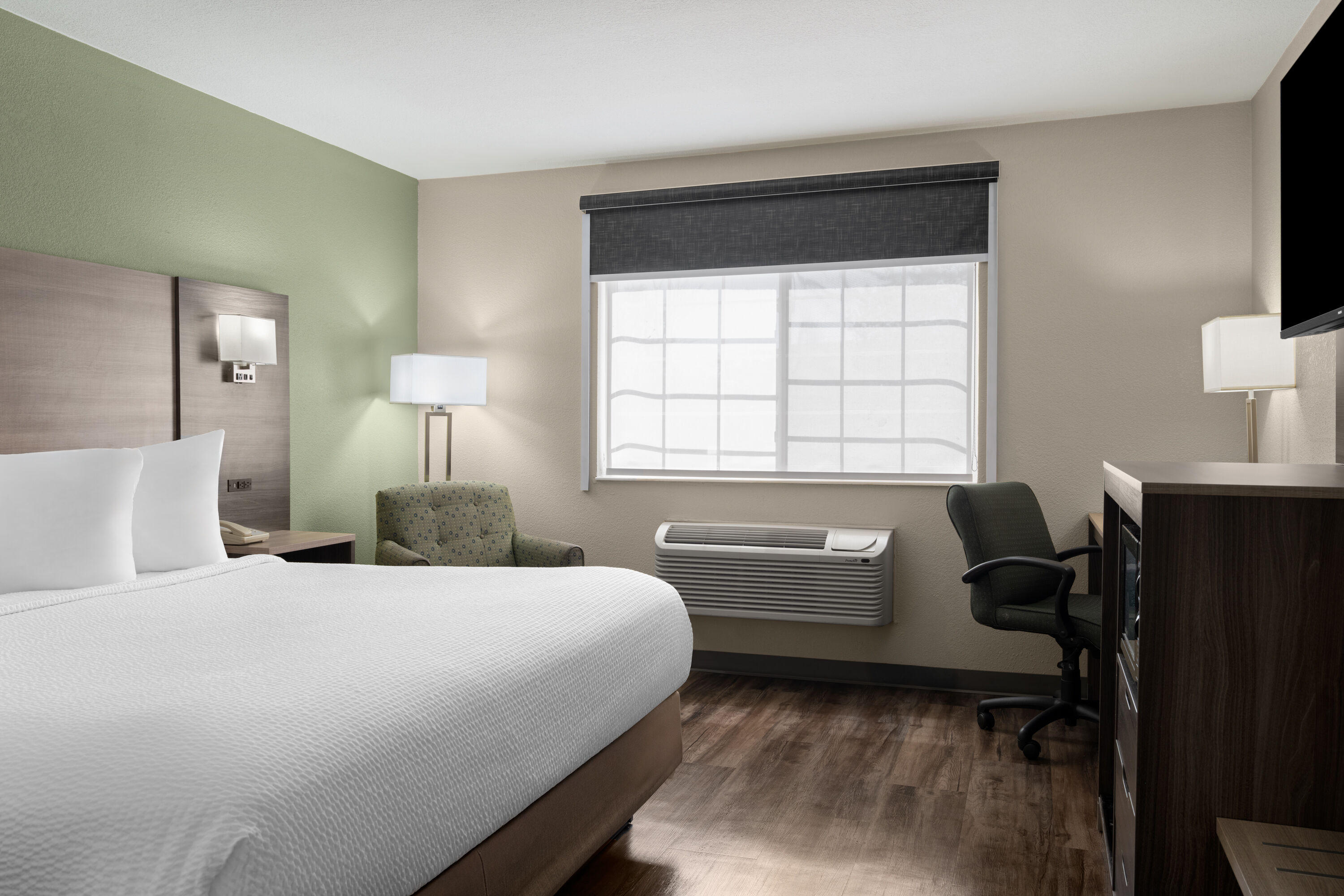 Guest room at the Baymont by Wyndham Santa Fe in Santa Fe, New Mexico