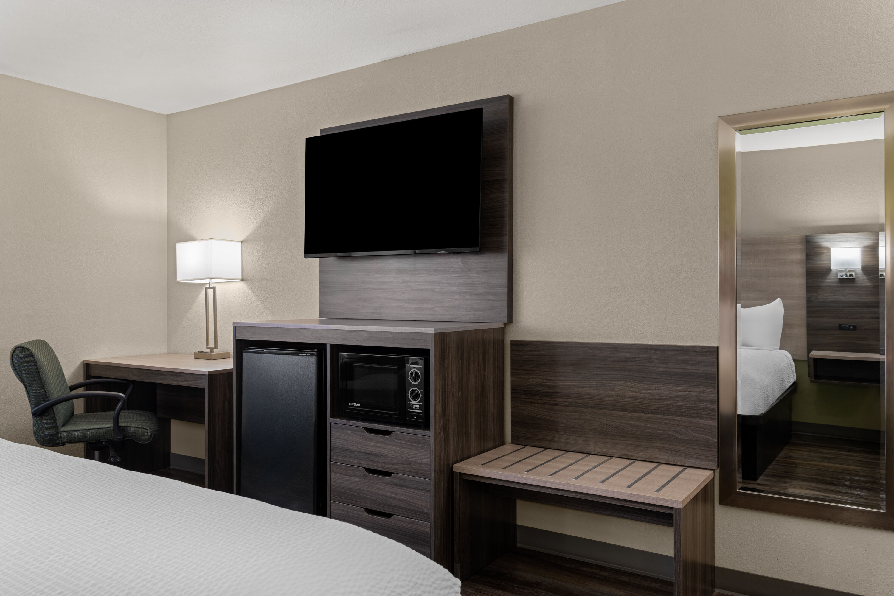 Guest room at the Baymont by Wyndham Santa Fe in Santa Fe, New Mexico