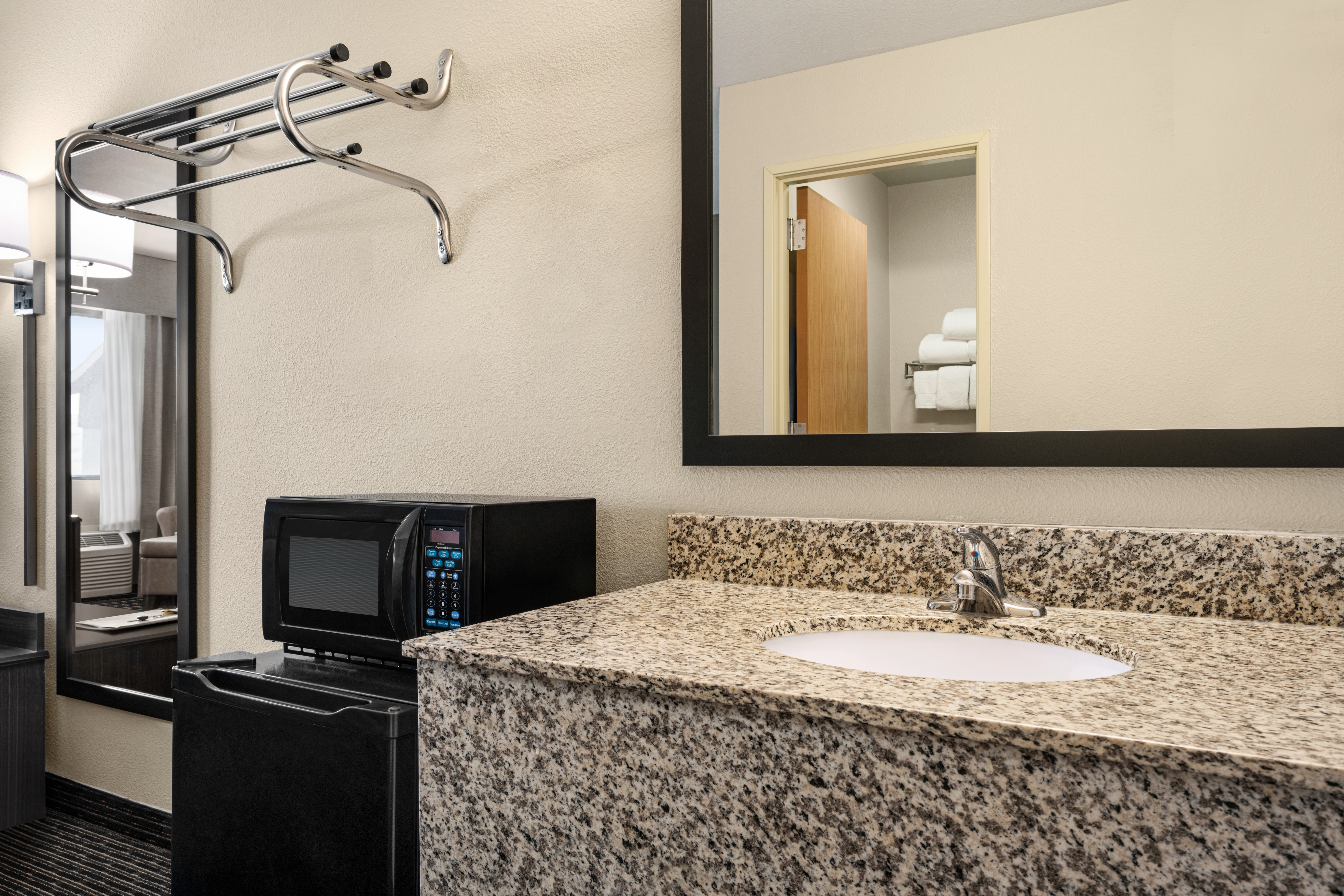 Guest room bath at the Baymont by Wyndham Elko in Elko, Nevada