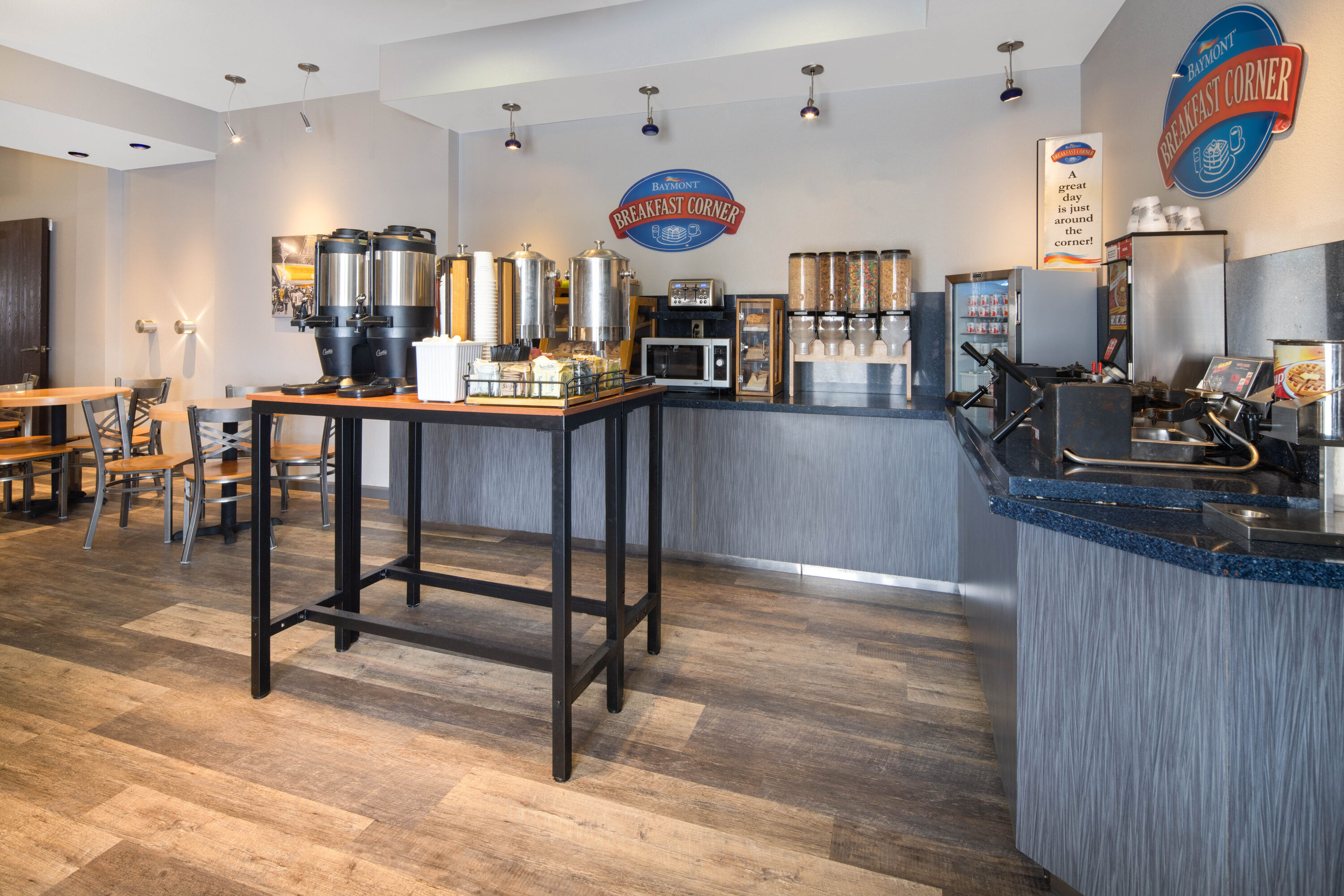 Las Vegas Hotels With Complimentary Breakfast Baymont by Wyndham Las Vegas South Strip | Las Vegas, NV Hotels